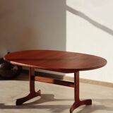 Oval dining table – 6 to 8 people – G Plan