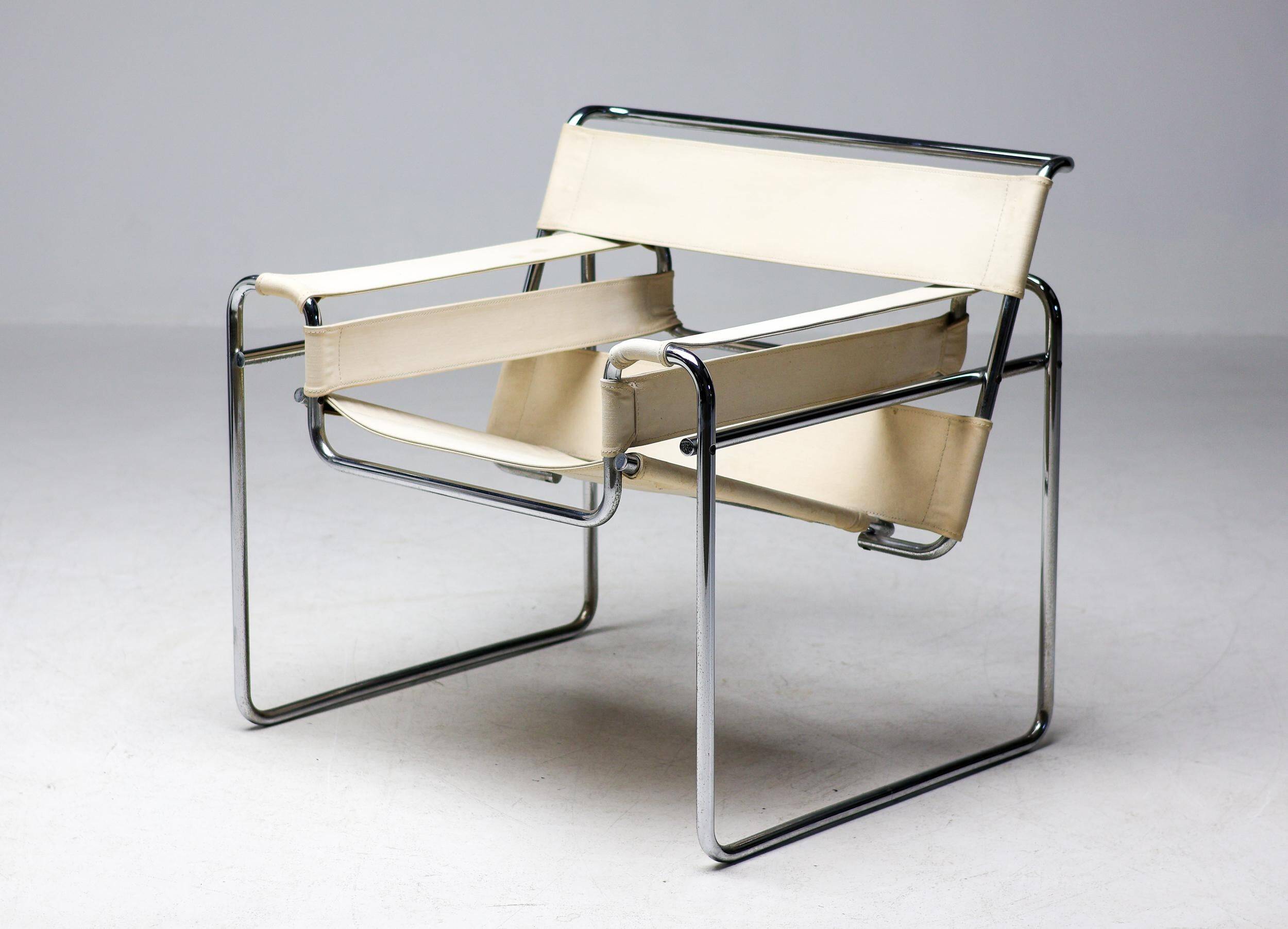 Fauteuil modèle B3 "Wassily" de Marcel Breuer, Gavina