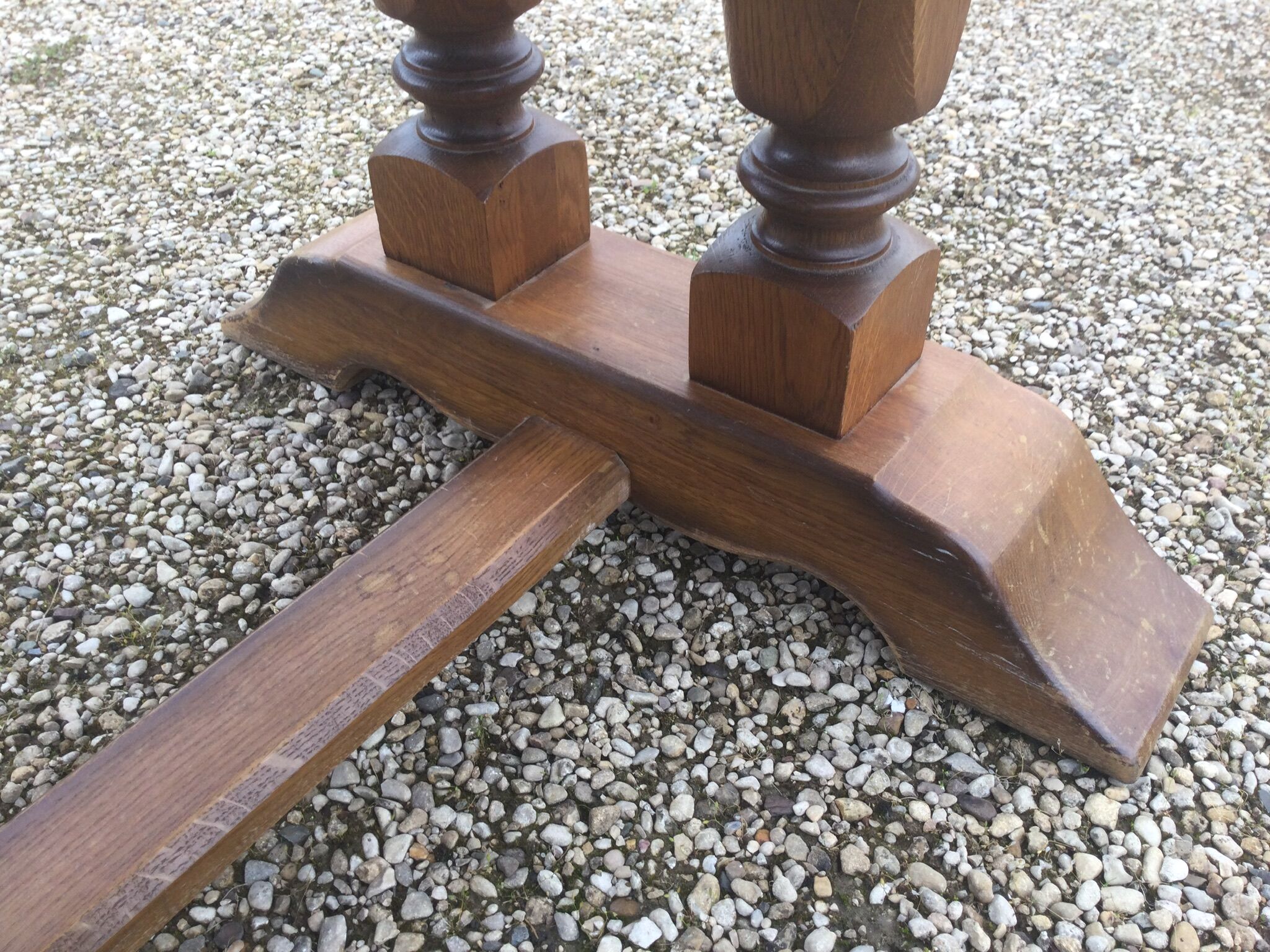 Farm table