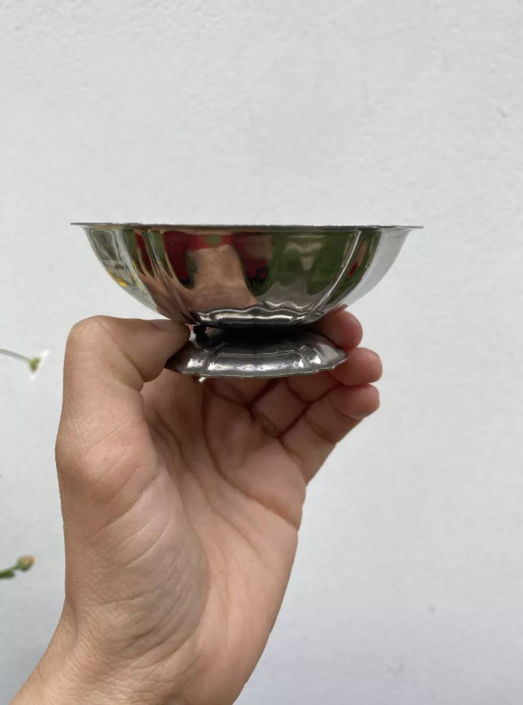 8 stainless steel cups 1970