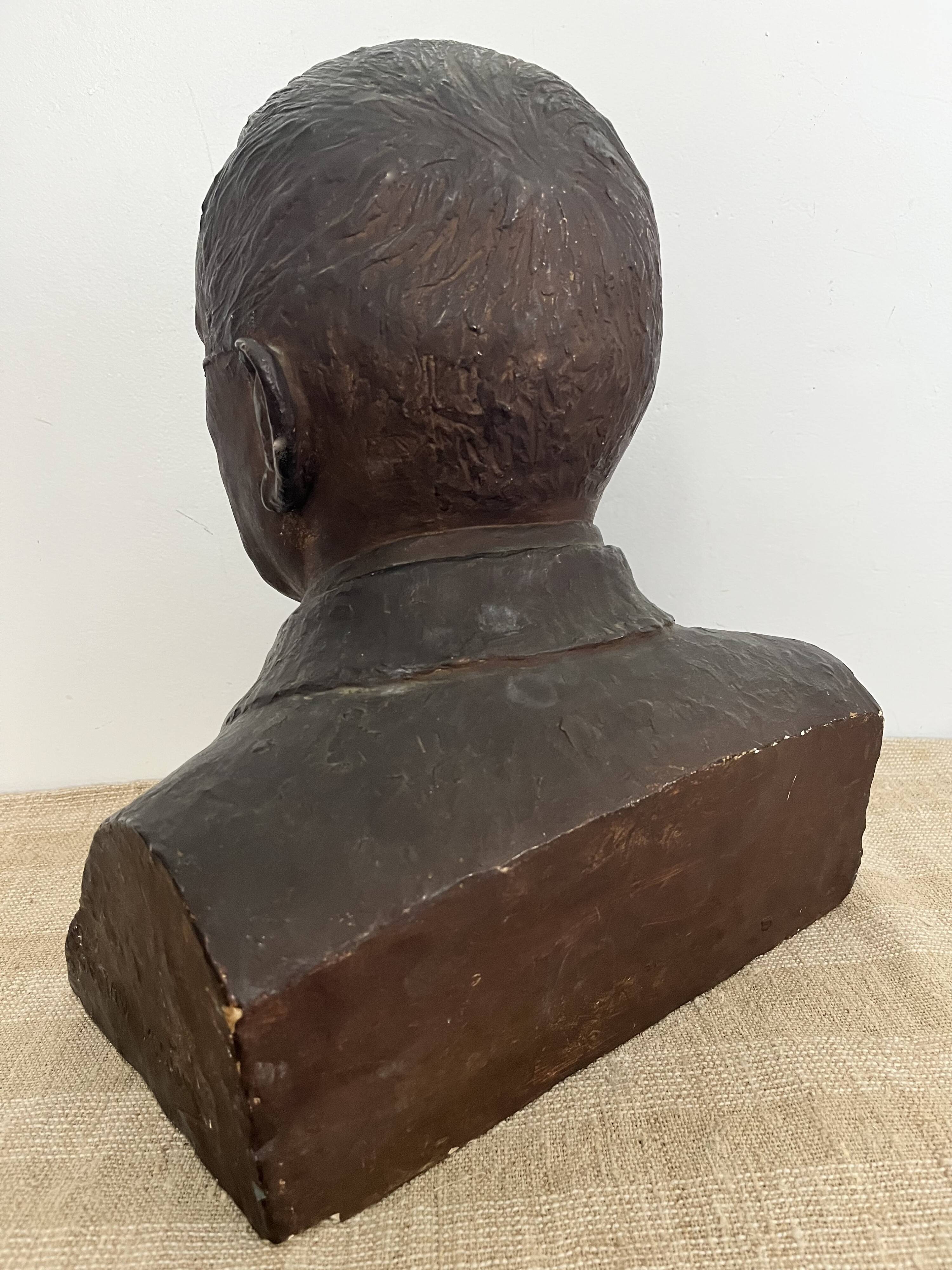 Buste d’homme en plâtre patiné – travail d’atelier, vers 1900