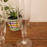 Set of 2 crystal champagne glasses