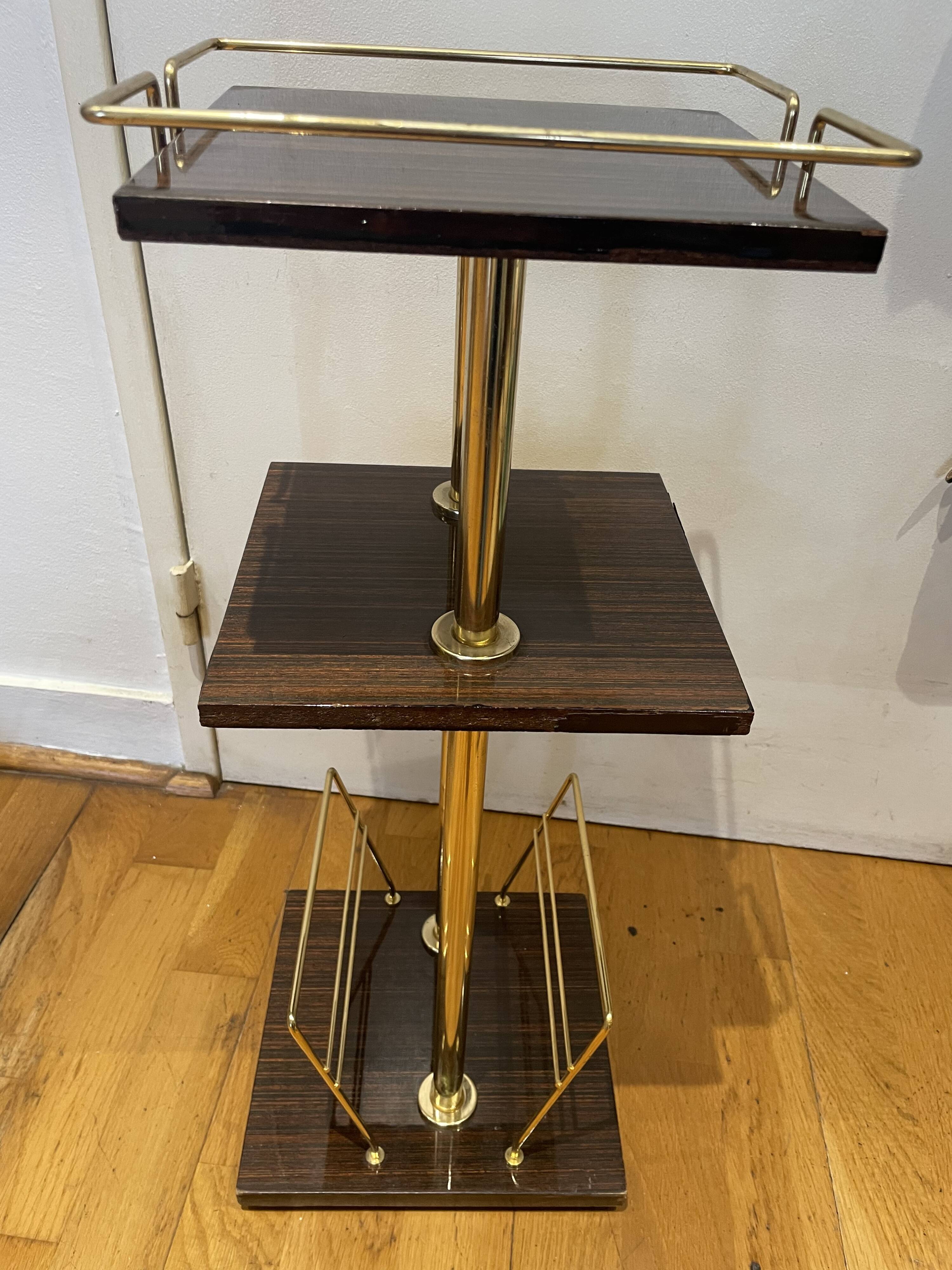 Sellette, porte revue formica et métal doré