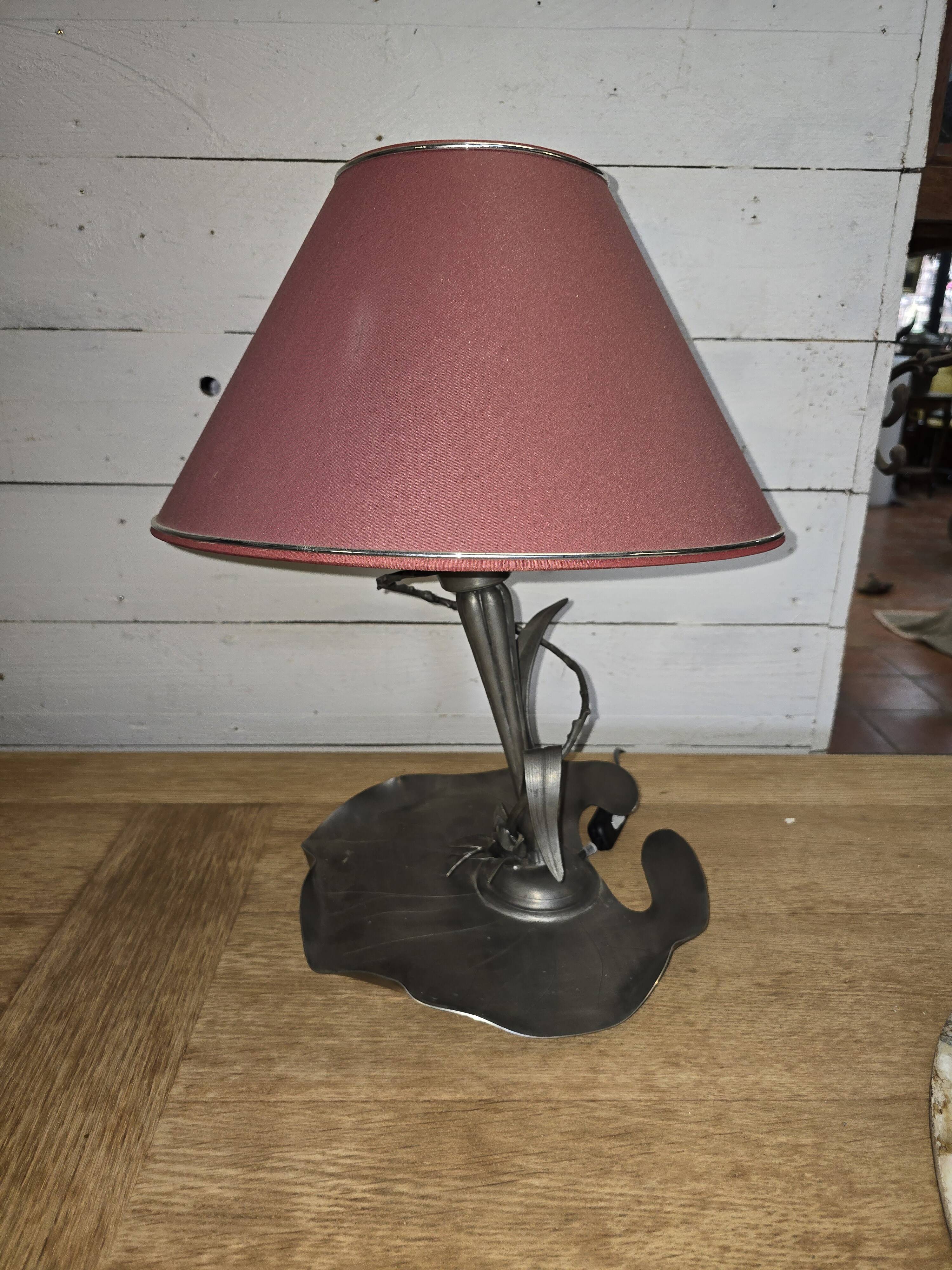 Lampe art déco en étain des années 1930