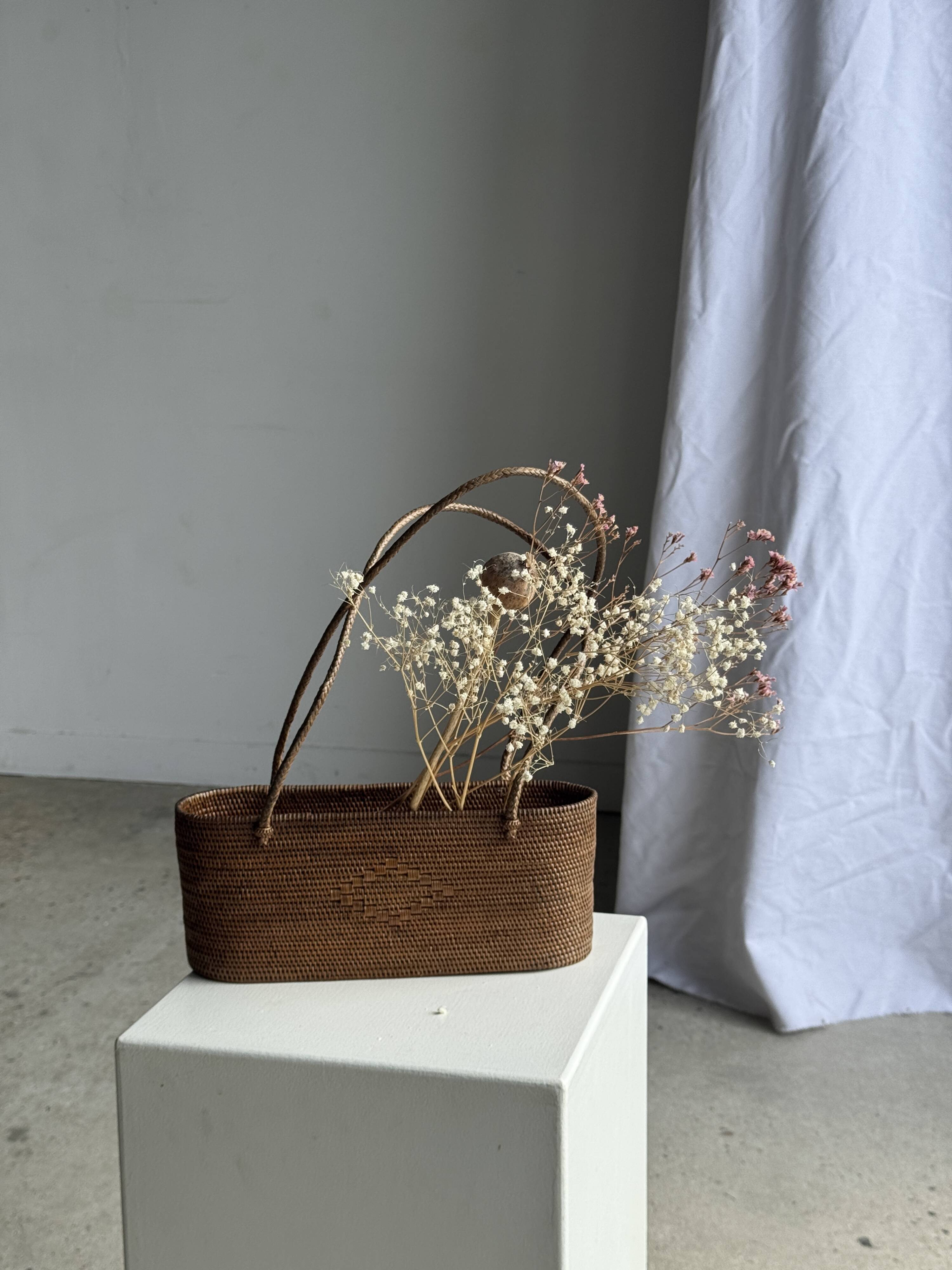 Small oval basket with long handles, traditional Indonesian L28xH10