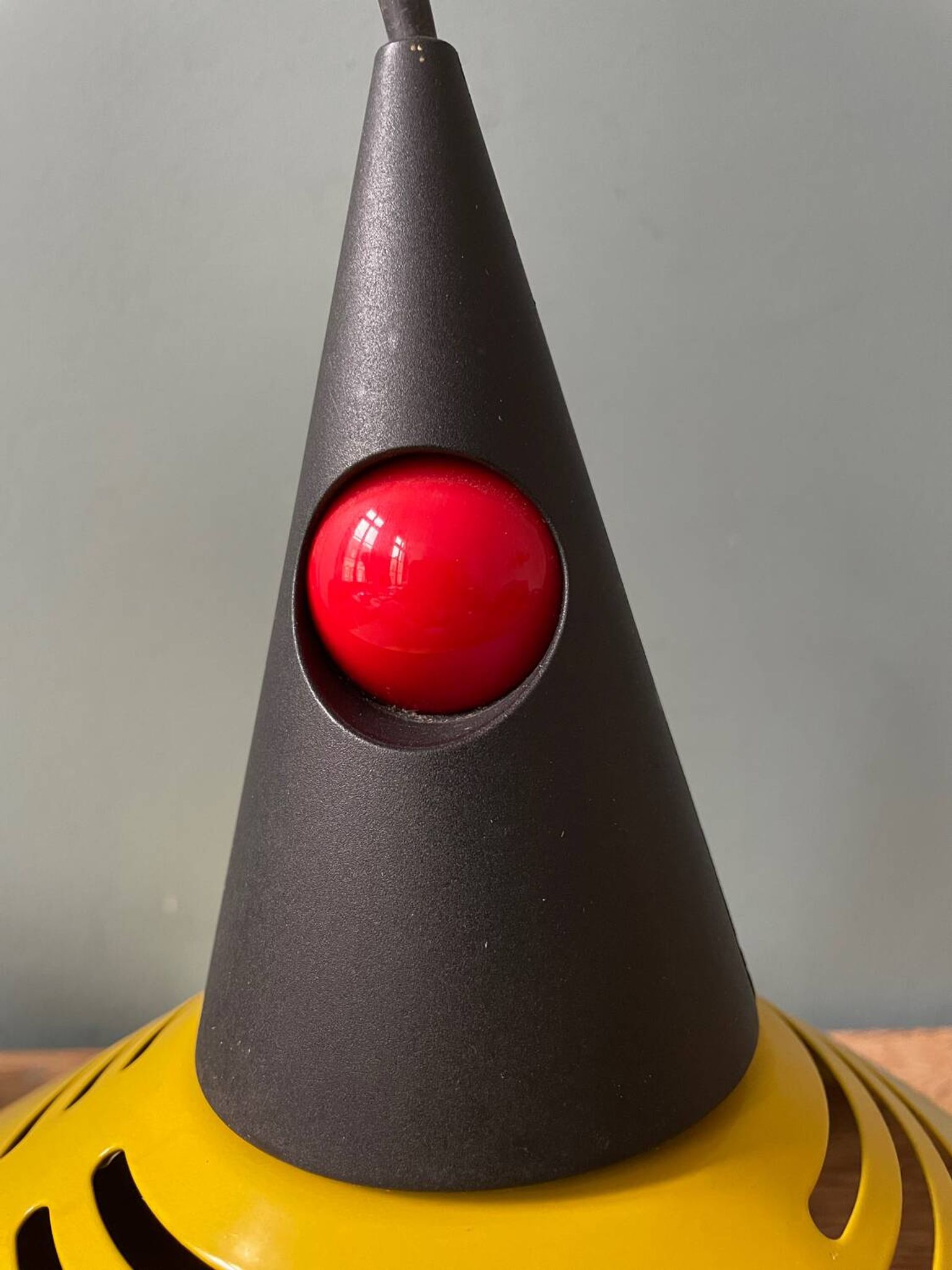 Memphis style yellow pendant light, 1980s