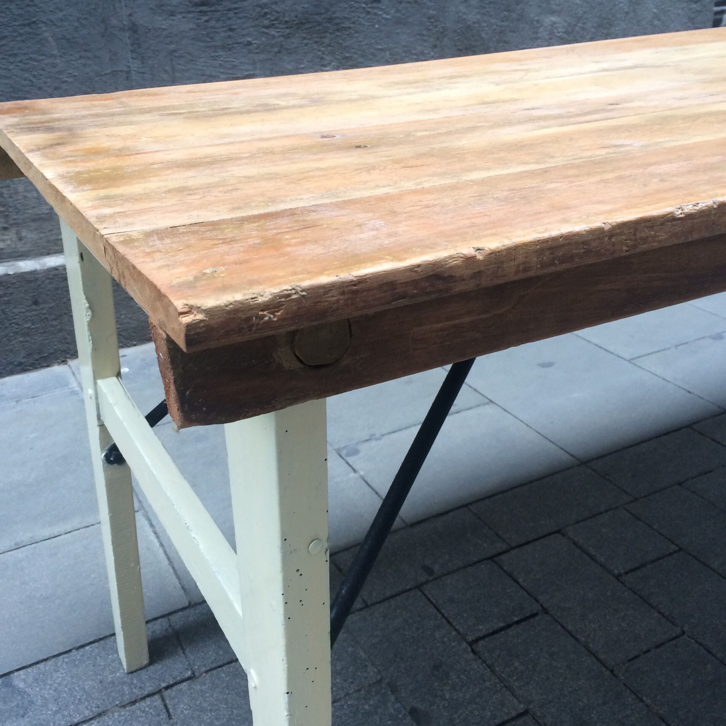 Table en bois pliable