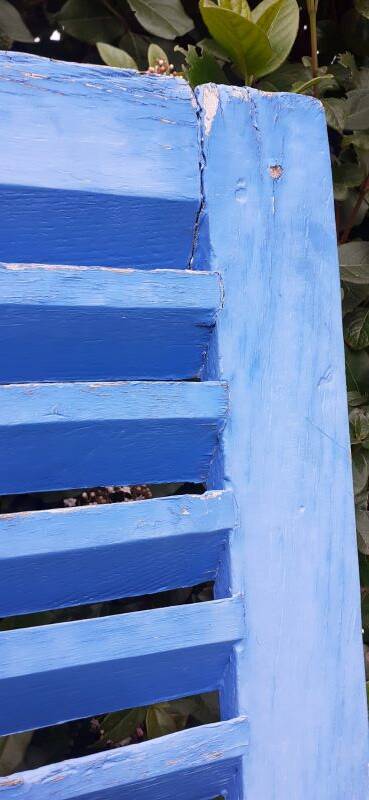 Petit volet  L75xH101cm bleu à persiennes