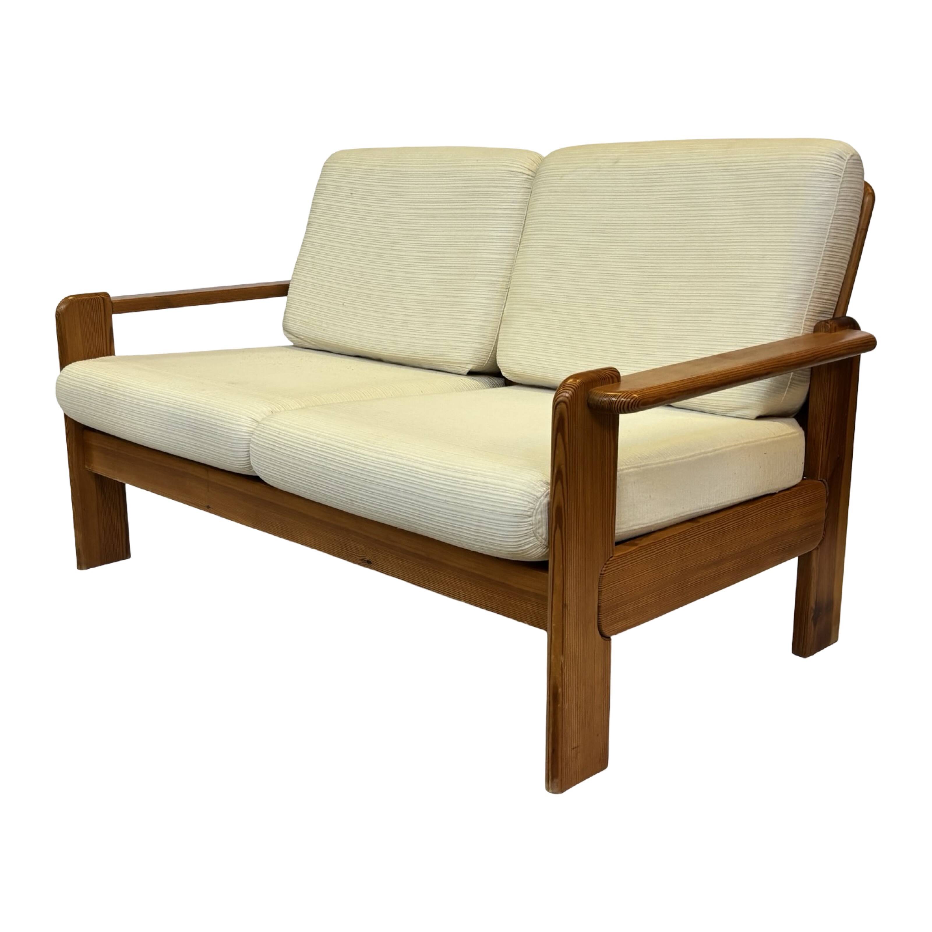 Canapé vintage deux places en pin des années 70 au design minimaliste