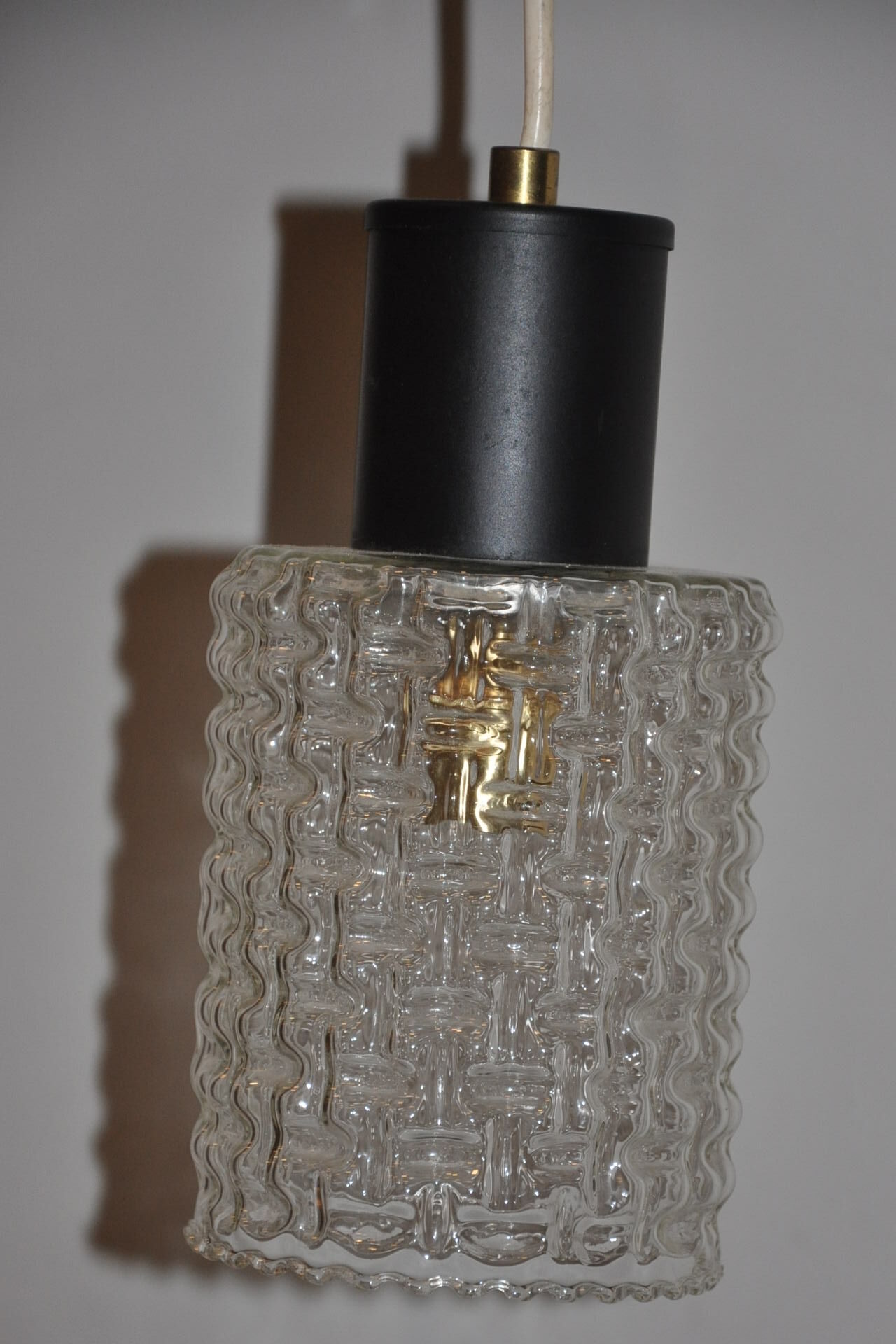 Suspended glass molded and vintage 70s in metal