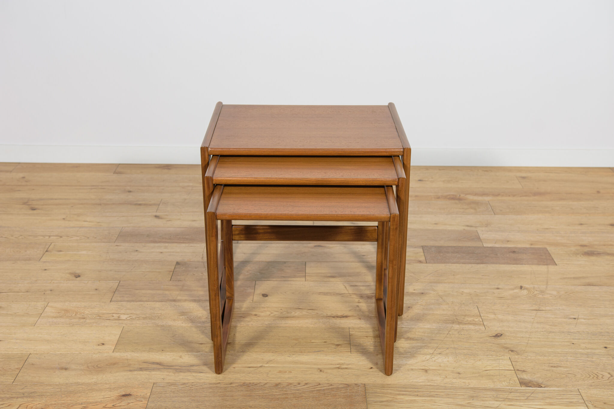 Mid-century teak nesting tables by R. Benett for G-Plan, United Kingdom, 1970s, set of 3