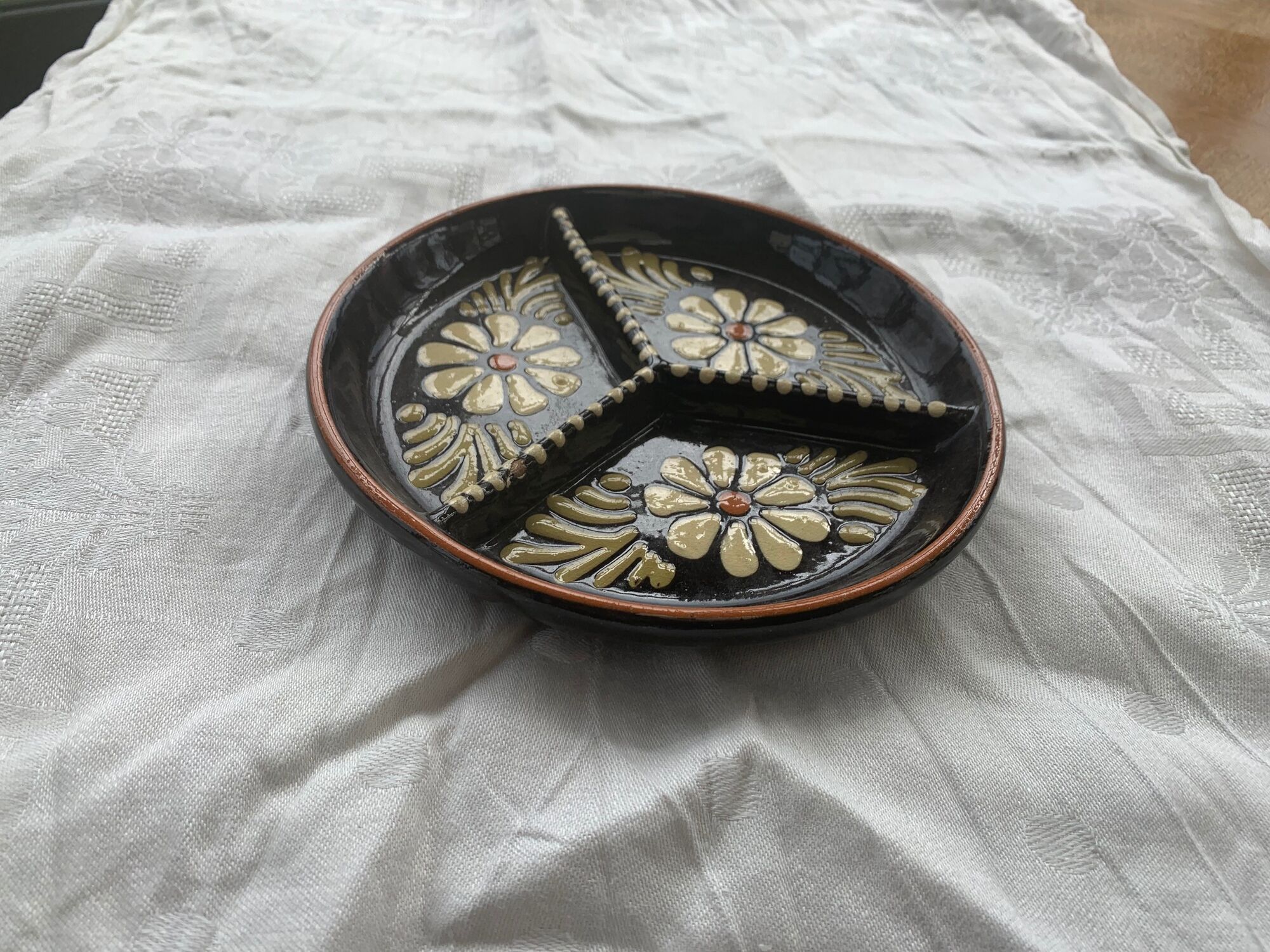 Compartment plate Alsatian pottery vintage floral pattern