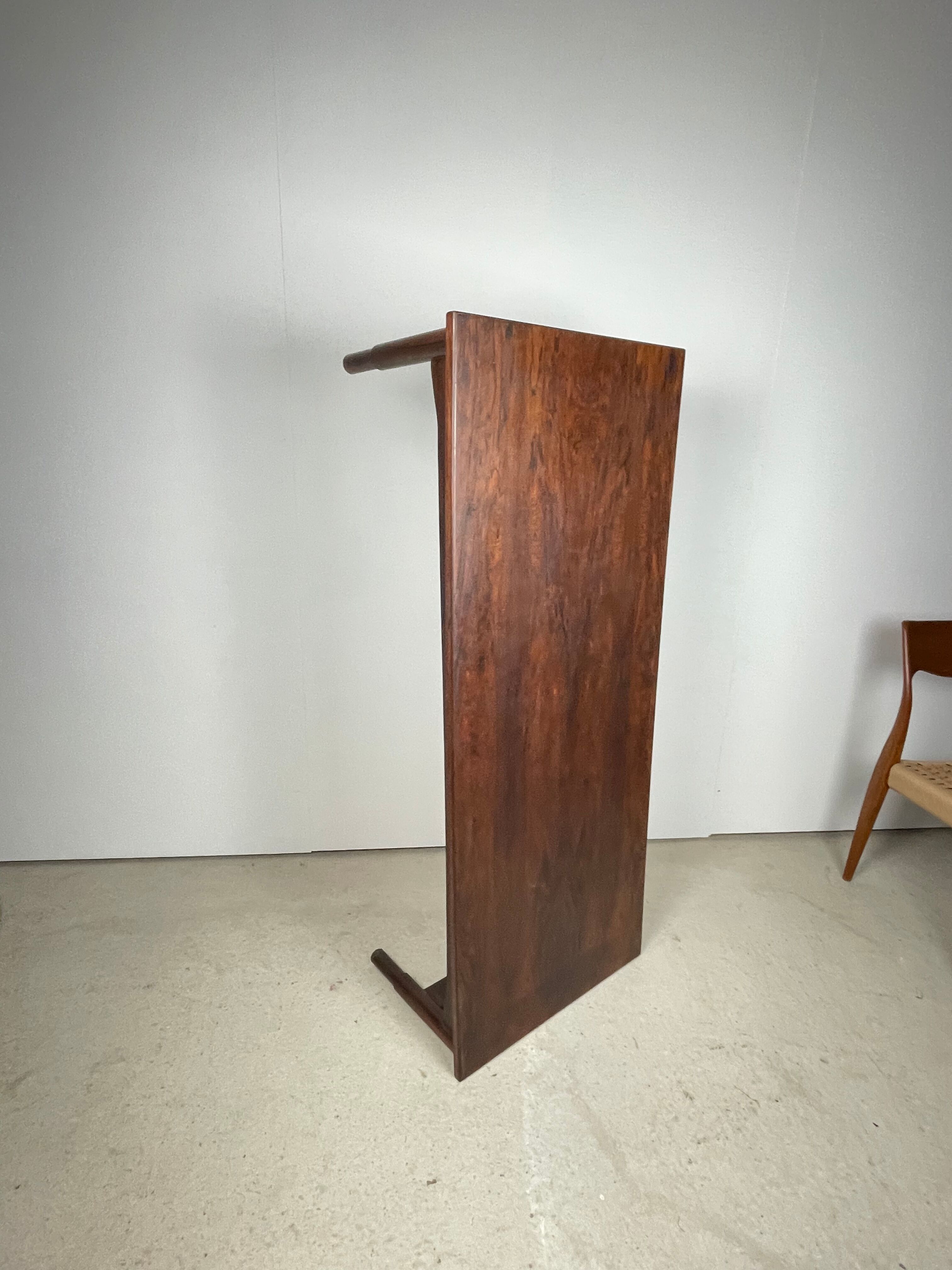 Table basse scandinave en palissandre