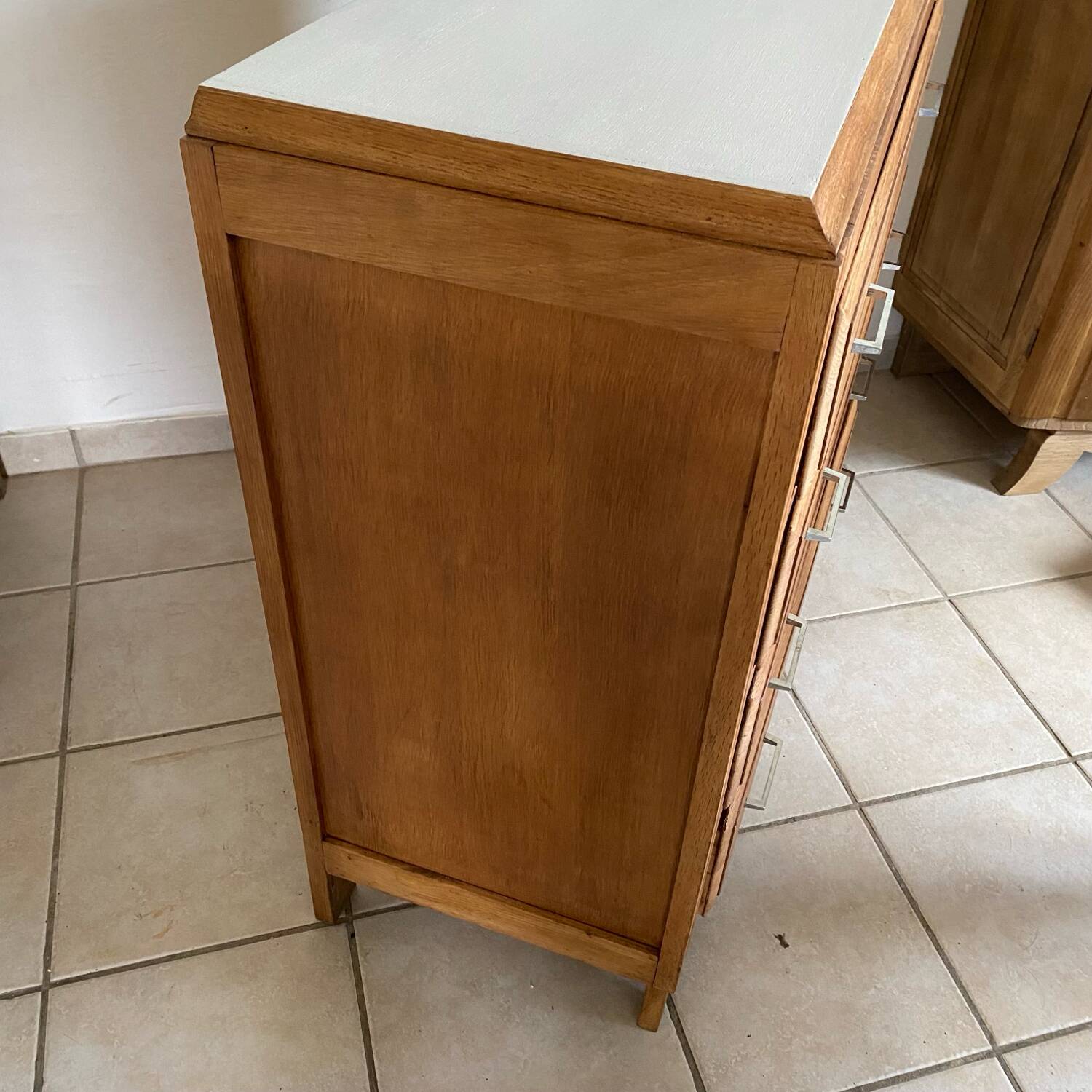 Compass feet chest of drawers