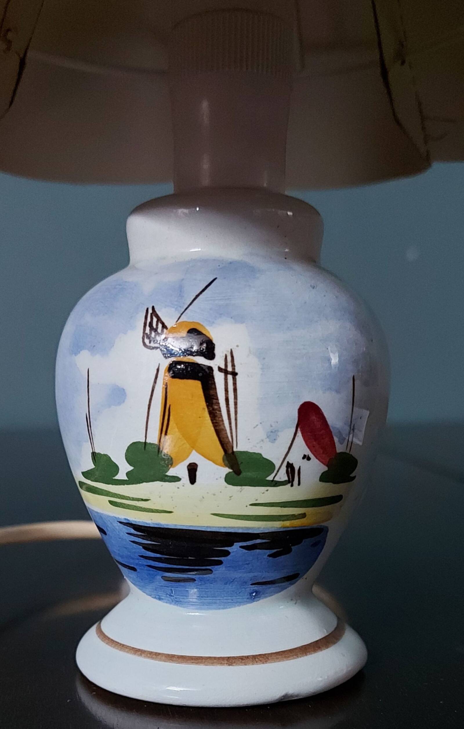 Lampe delf en porcelaine