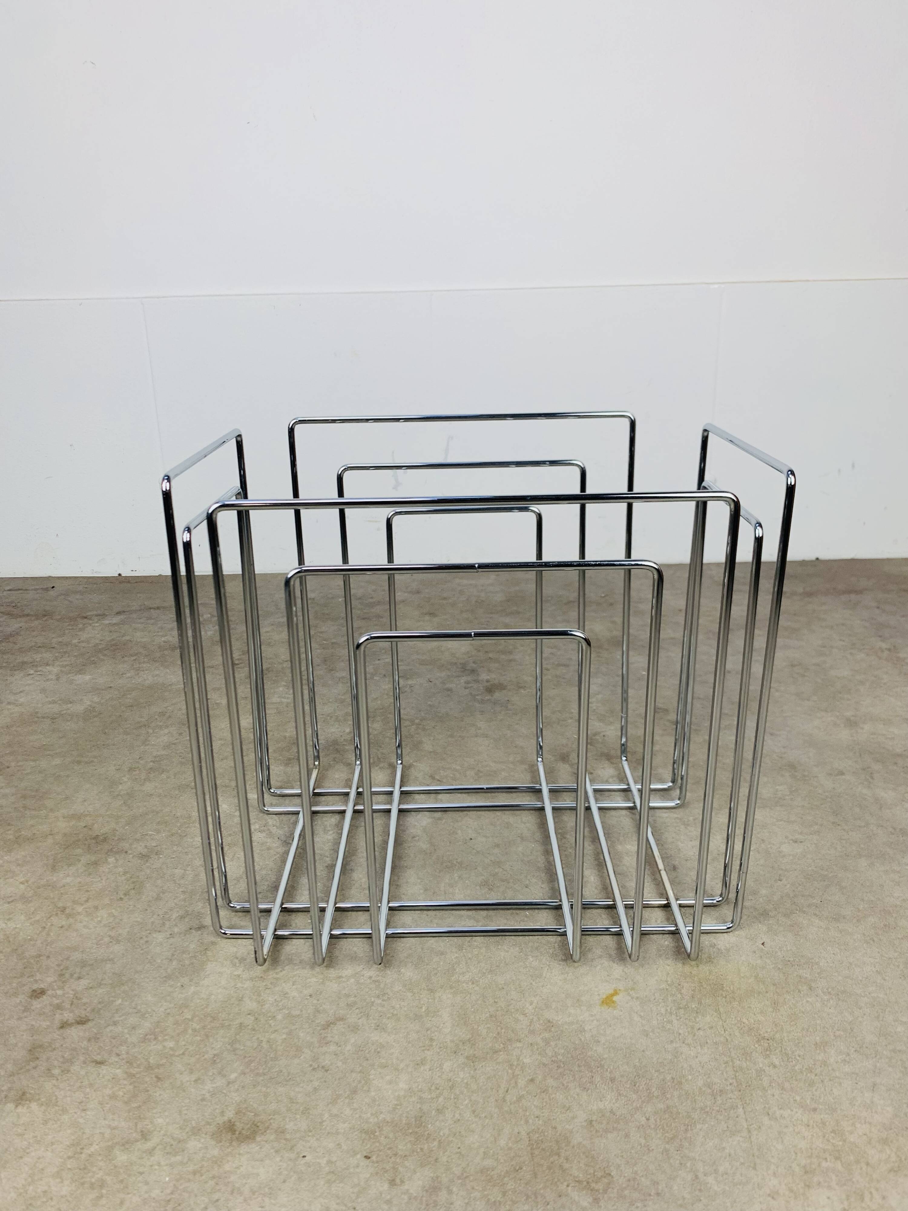 Chrome metal magazine rack by Willi Glaeser for TMP, 1980s.
