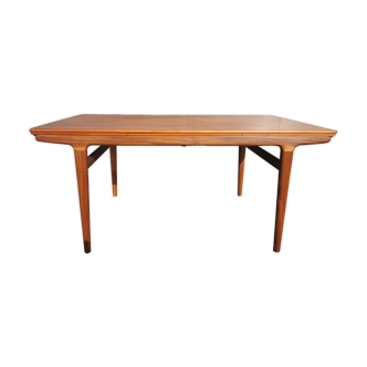 Teak table with extensions by Johannes Andersen