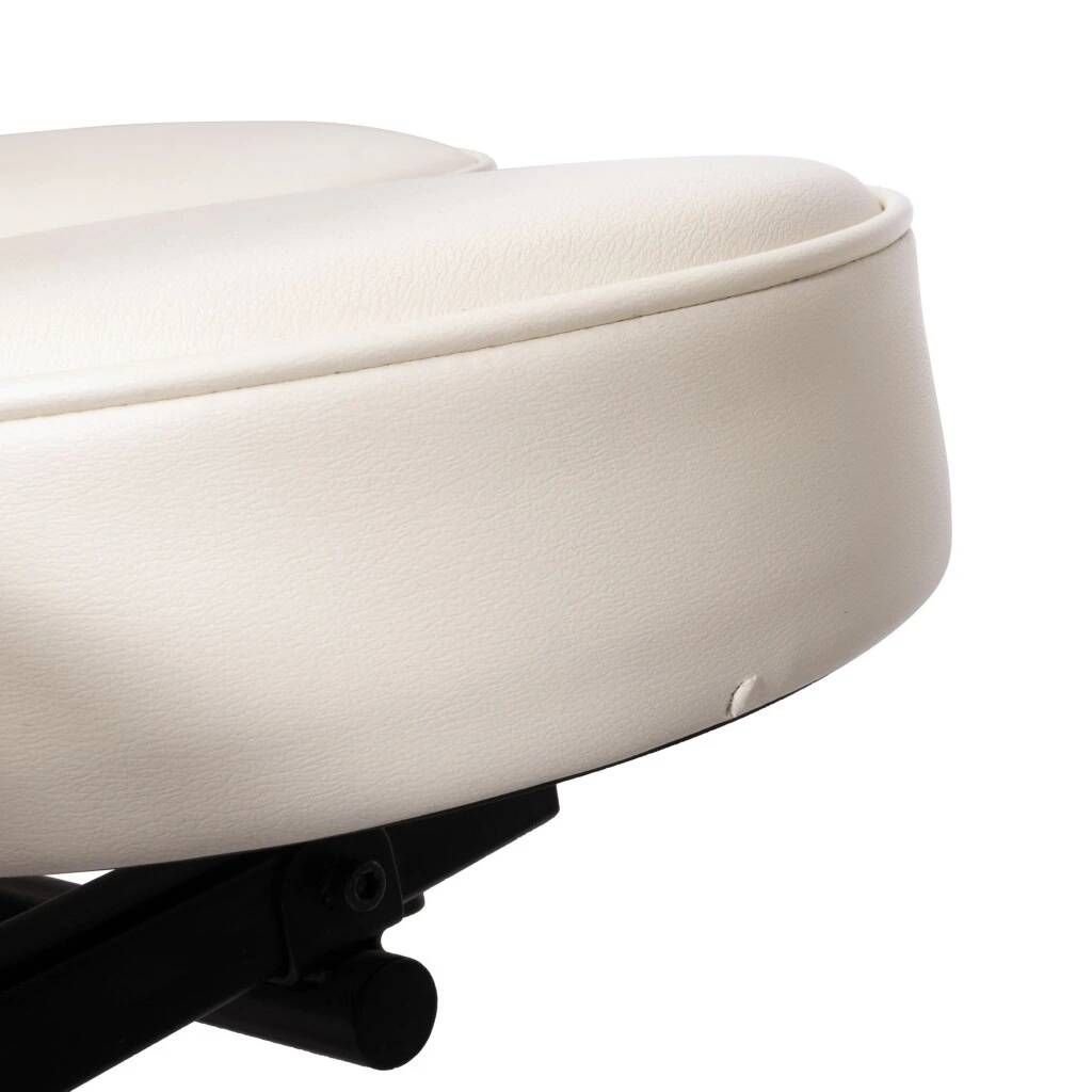 The Marshmallow Sofa by Vitra, based on the 1956 design by George Nelson.