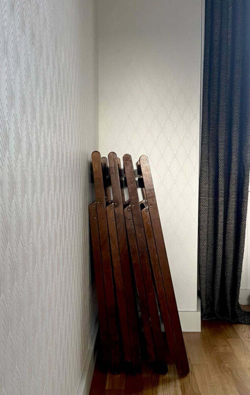 4 folding chairs from the 1960s