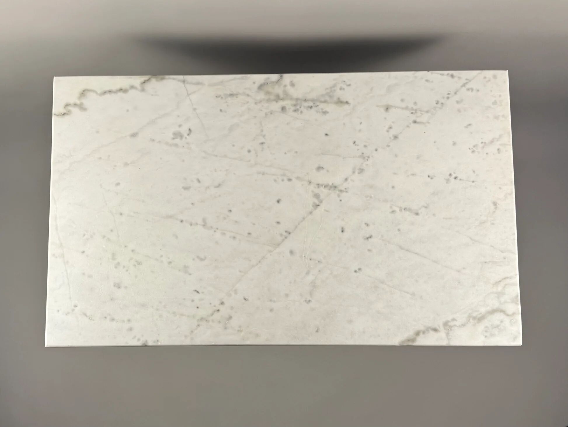 Table bistrot avec plateau en marbre