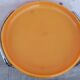 Desserte vintage orange sur roulettes