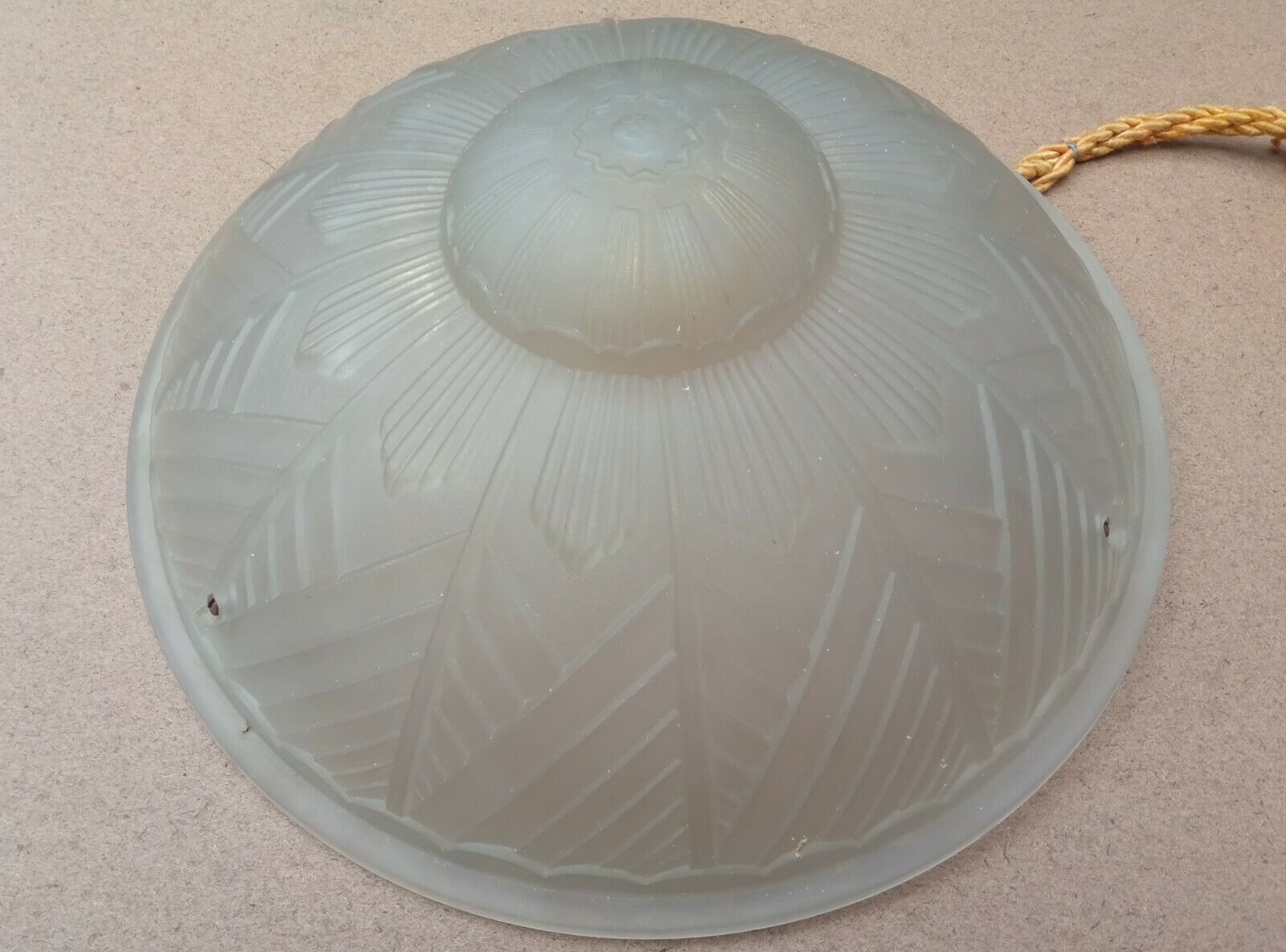 Art Deco ceiling lamp/chandelier in white pressed molded glass in working order