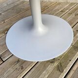 Tulip foot coffee table
