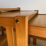 Trio de tables gigognes en pin années 80