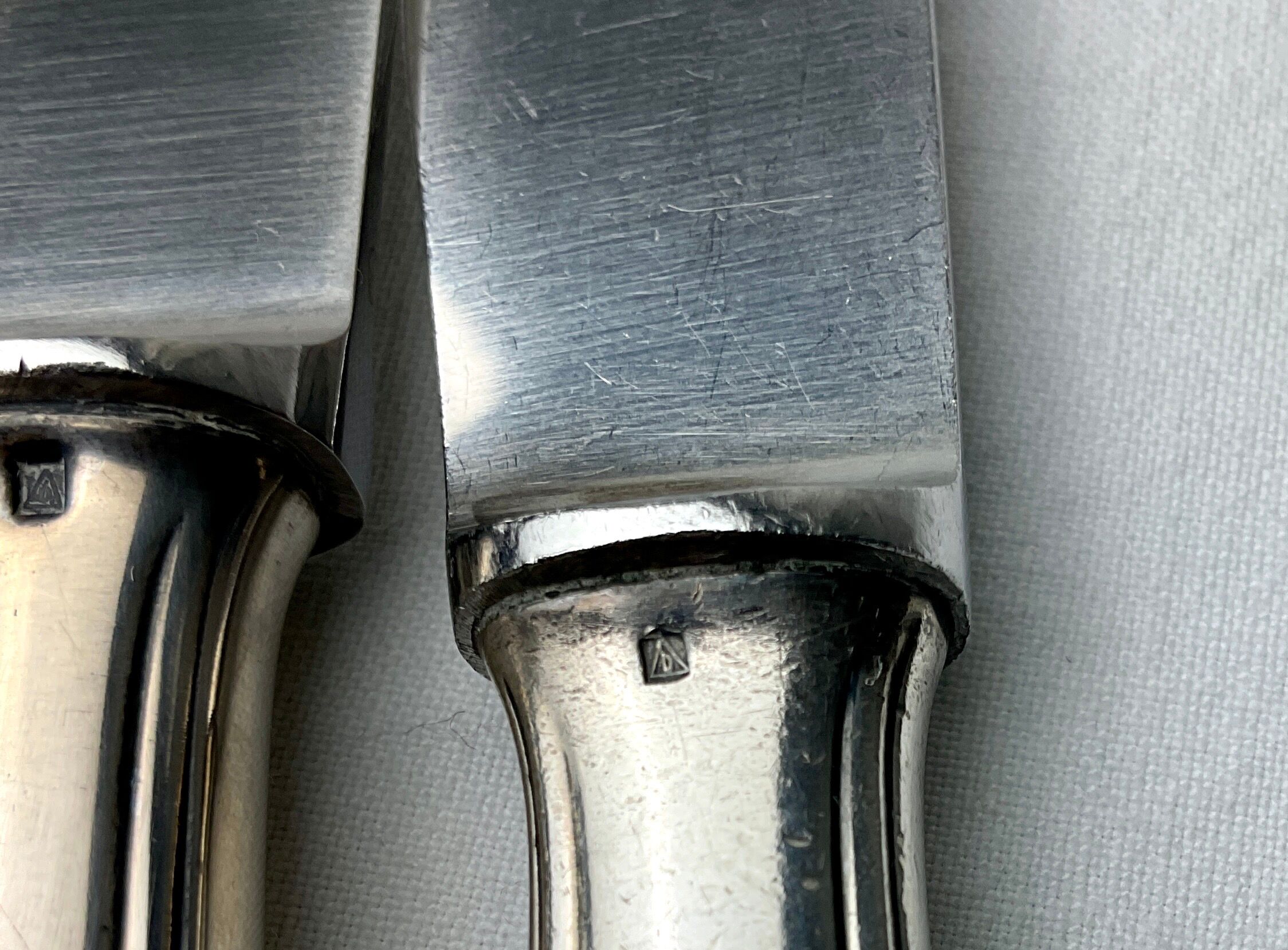 Paire de couteaux et cuillère de table argent Deetjen 100