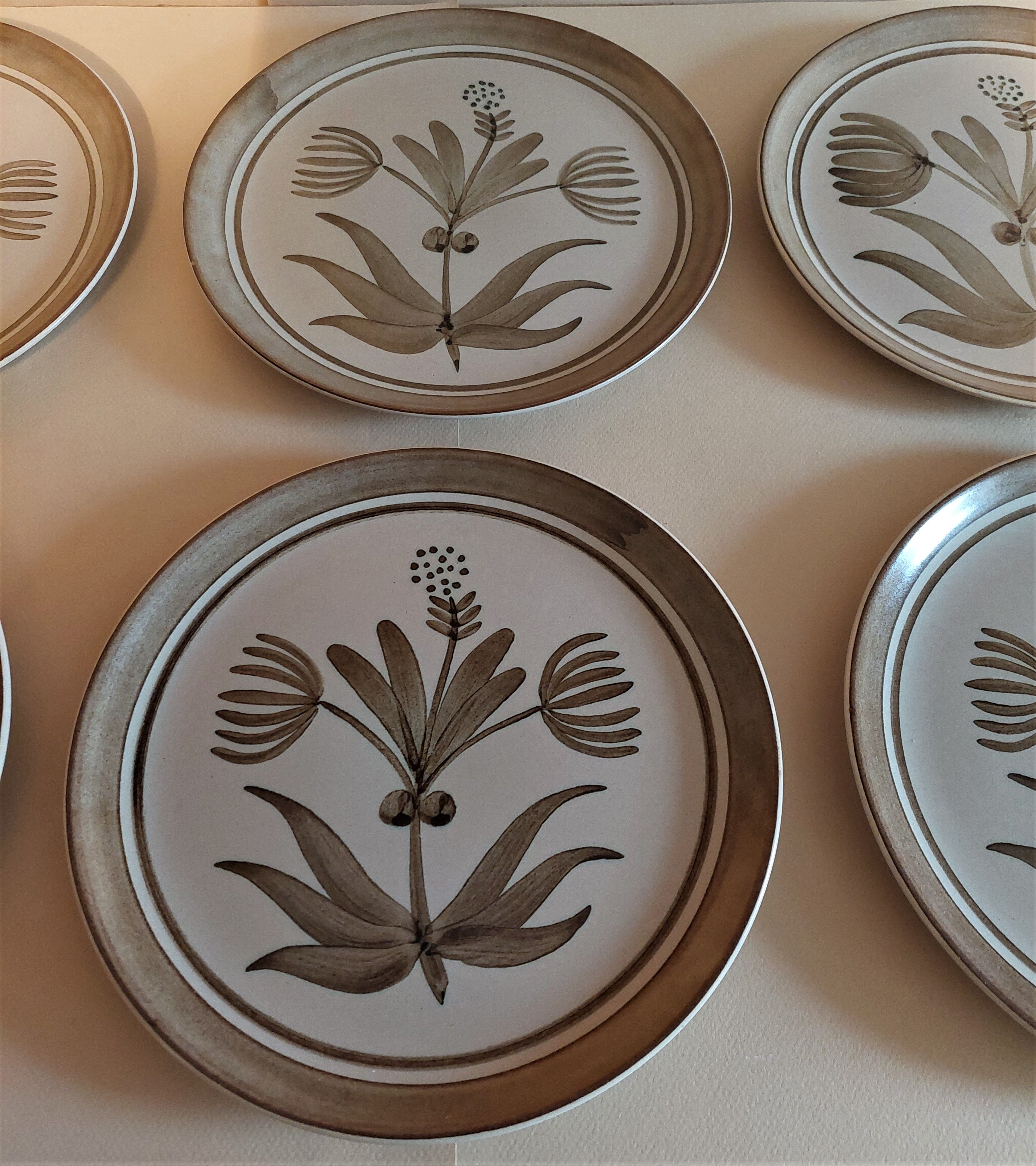 Vintage flat plates in sandstone series of six marked Longchamp