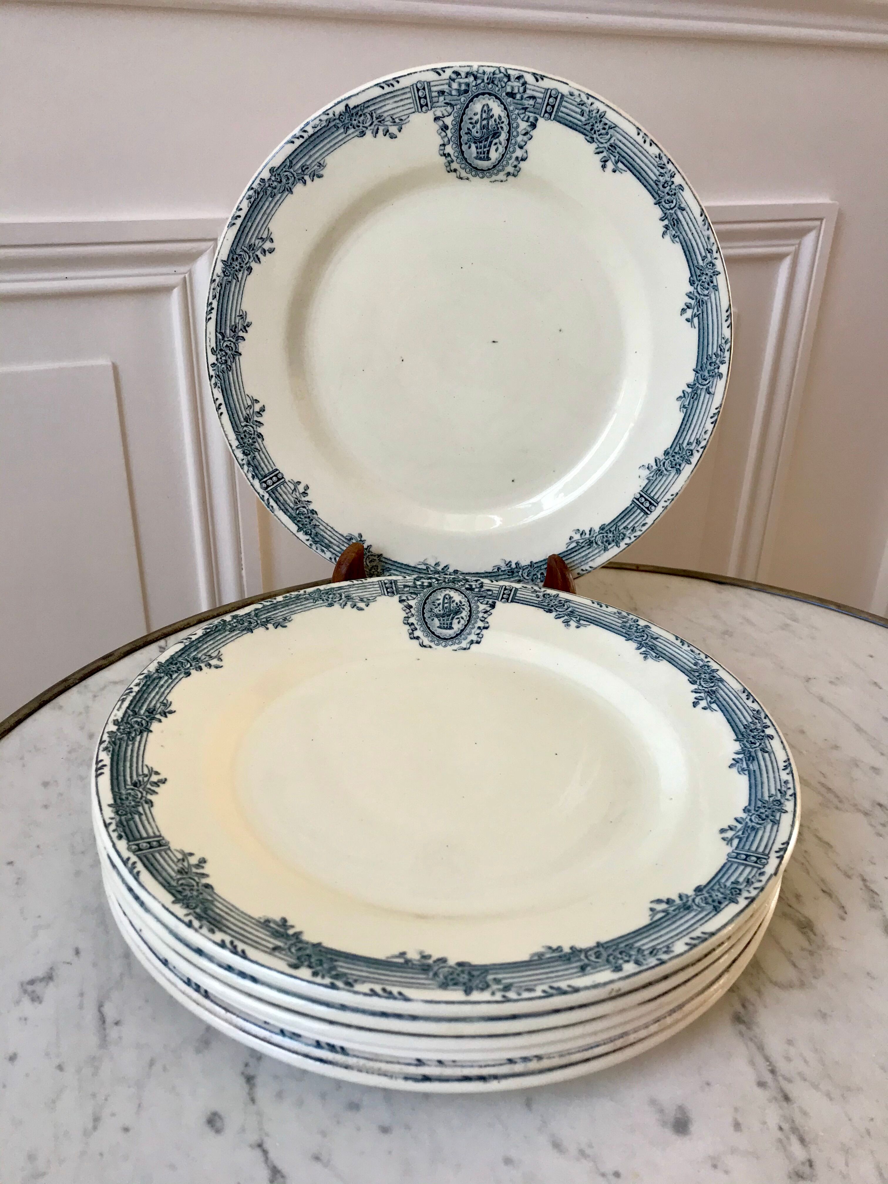 7 flat plates Terre de Fer Salins model "Versailles" XIXth