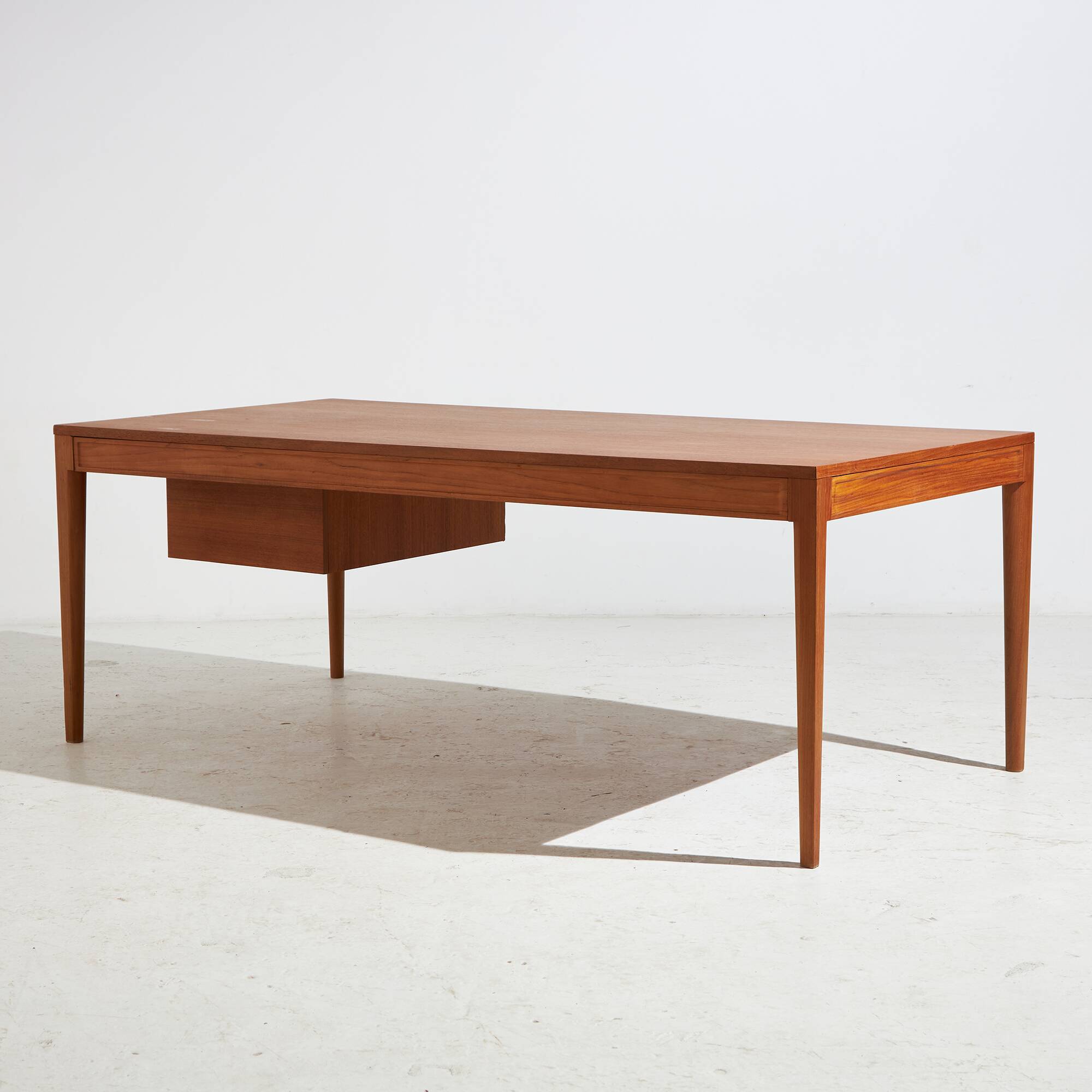 Restored Teak ‘Diplomat’ desk by Finn Juhl for France & Søn, 1950s (MK9758)