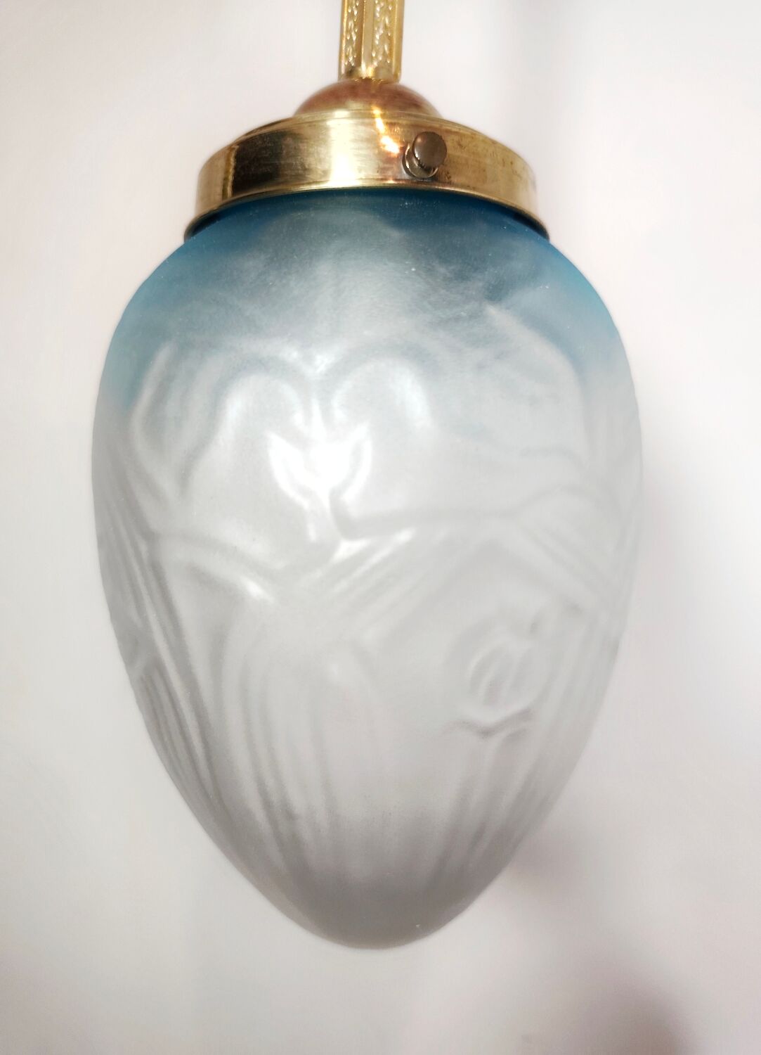 Lámpara "Art Nouveau" de latón y cristal. España, 1930s.