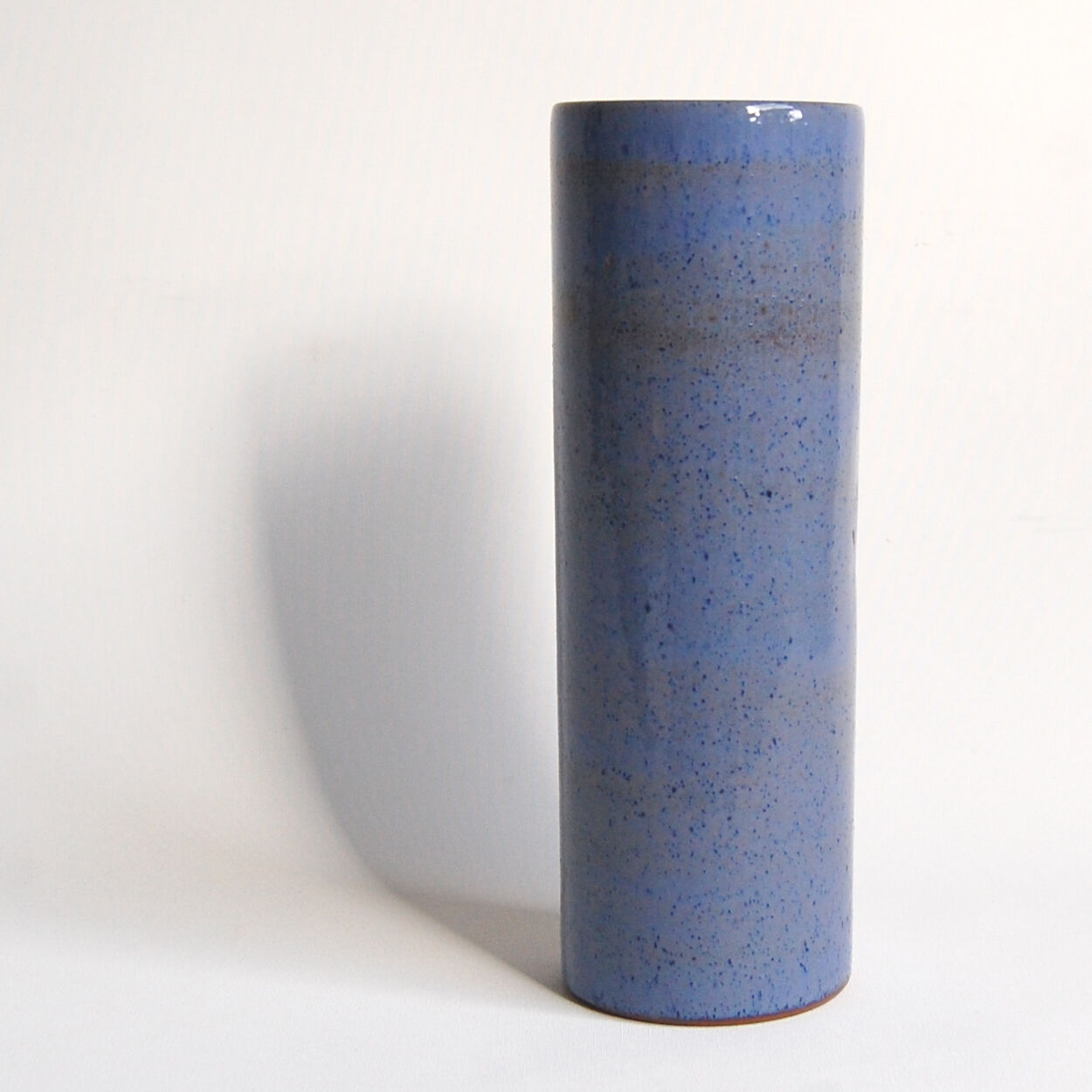 Vase blue roller Antonio Lampecco