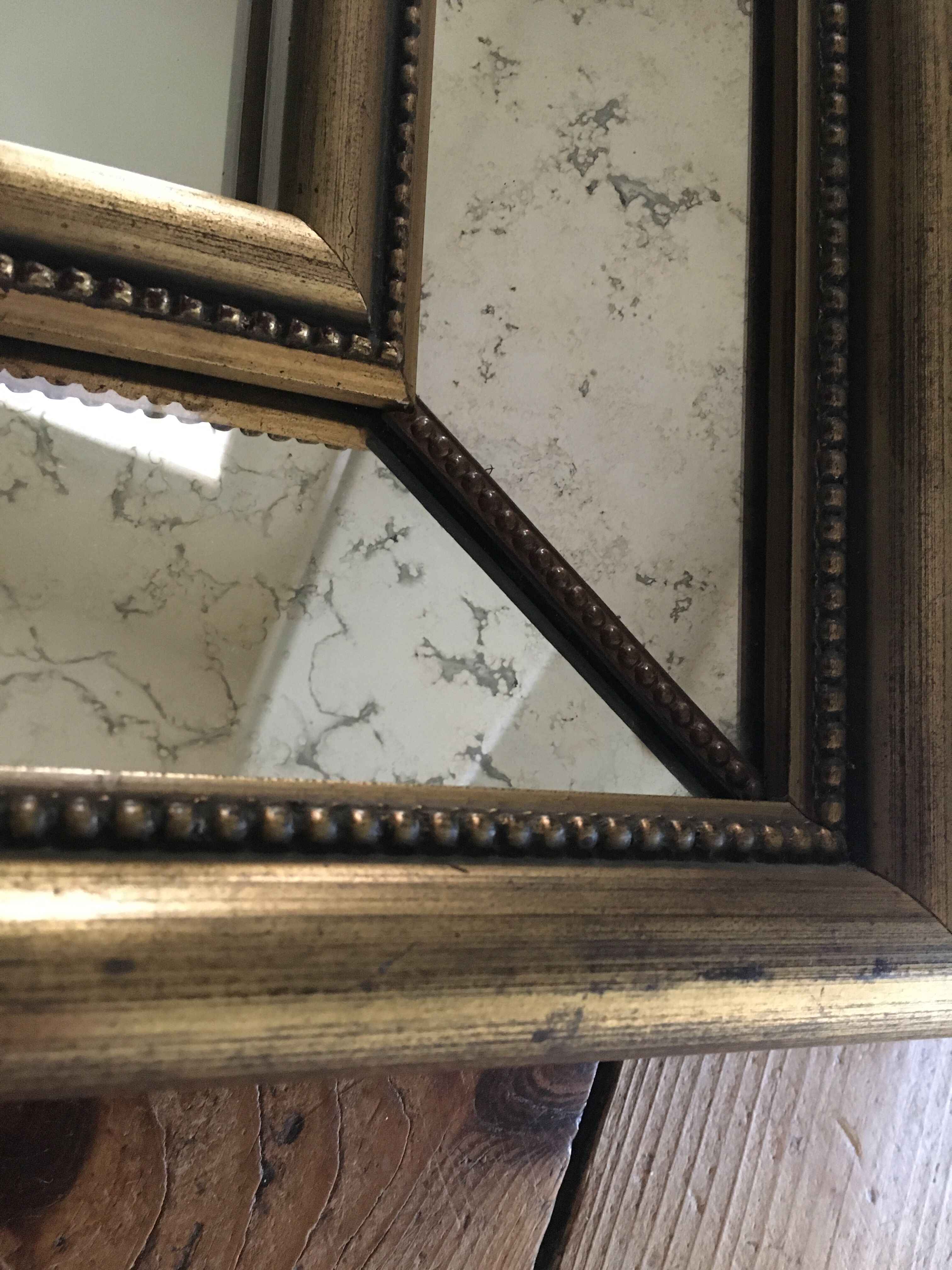 Golden mirror with 68 x 54 cm