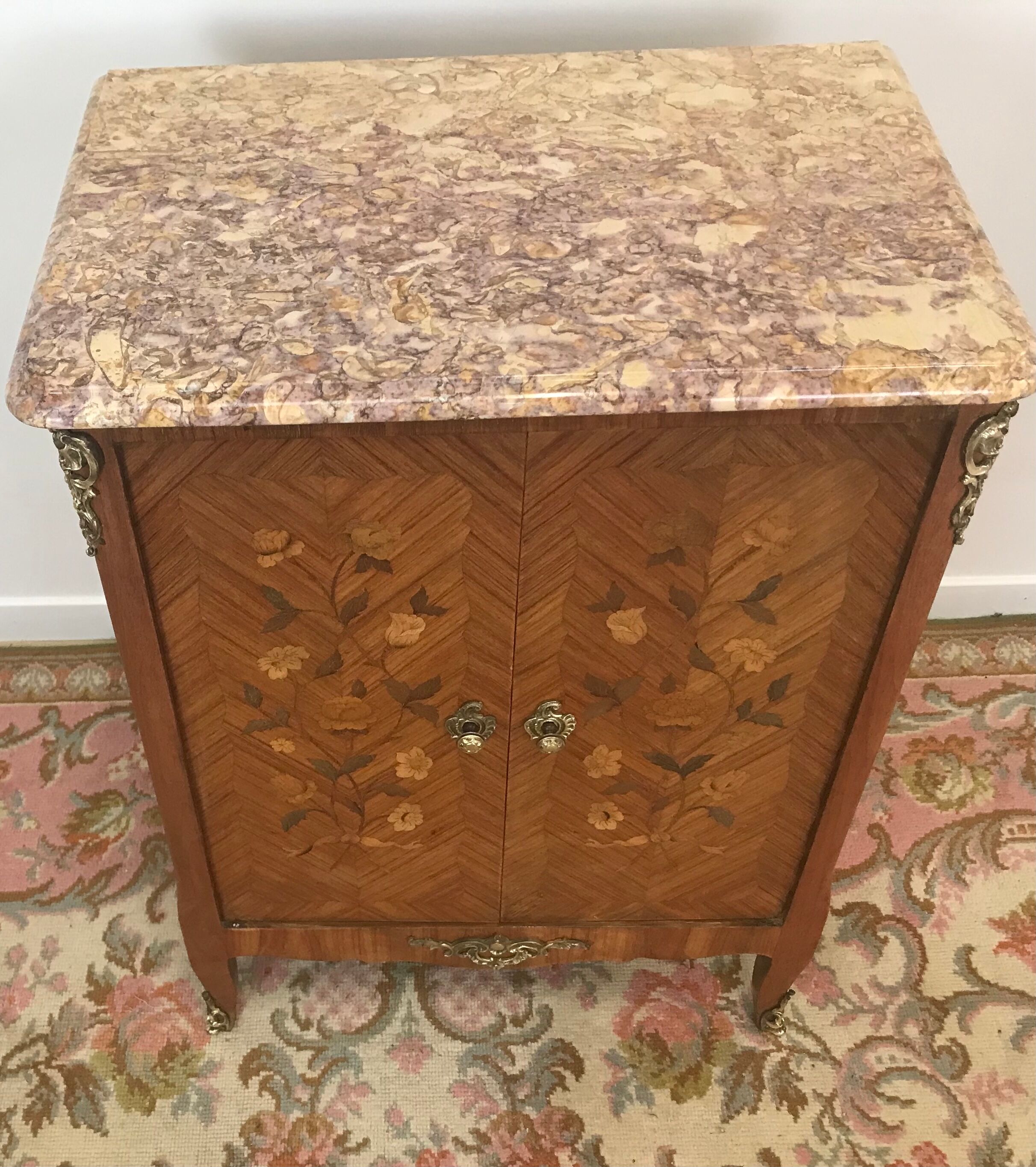 Buffet style Louis XV