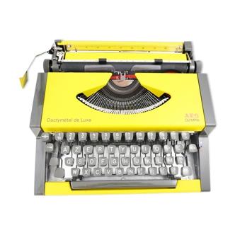 Typewriter Olympia AEG Dactymetal De Luxe Yellow revised new ribbon - green suitcase