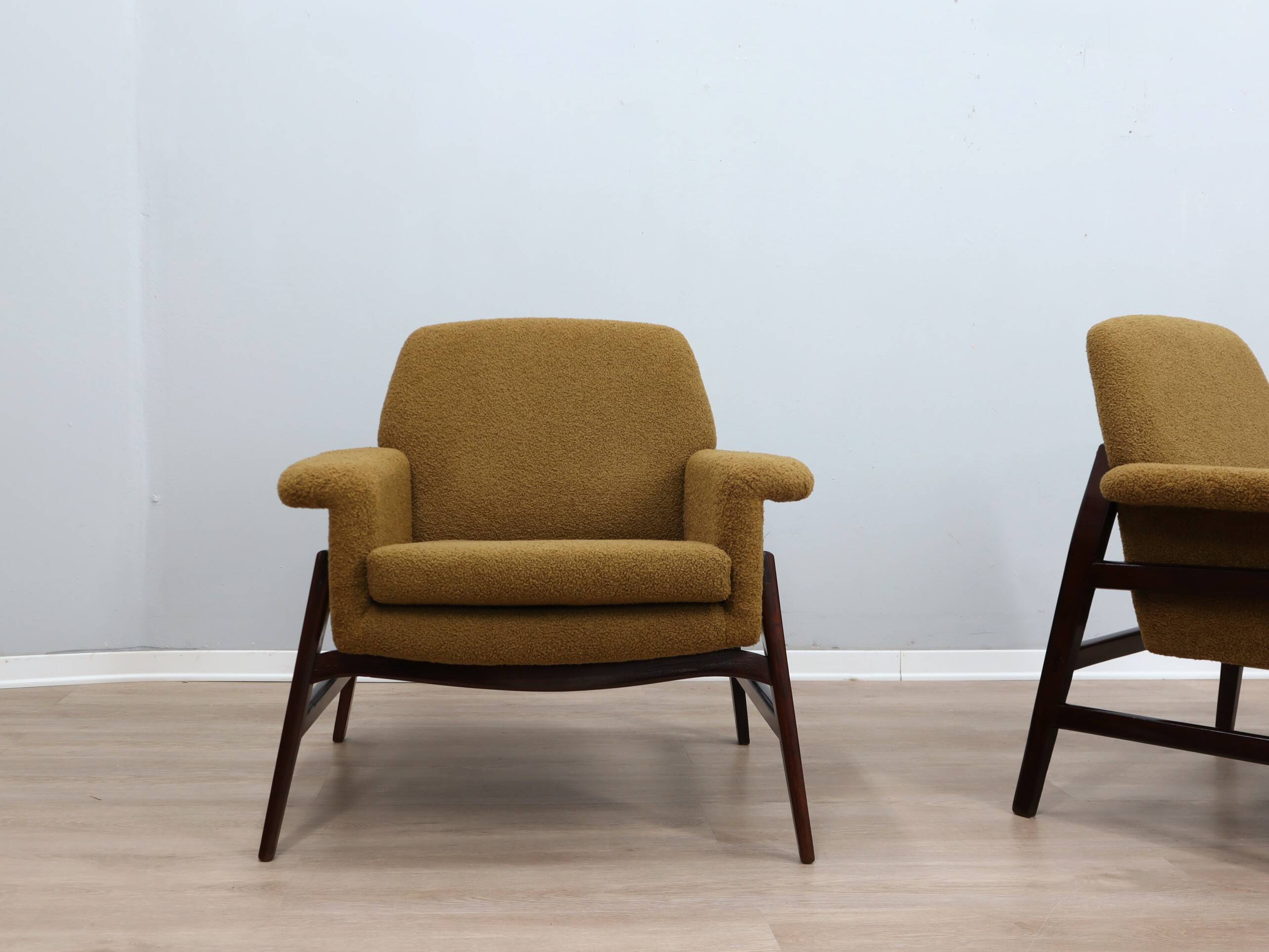Mid century armchairs Gianfranco Frattini style 1950s