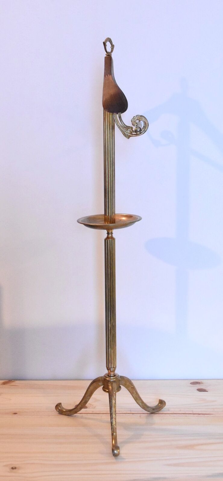 Retro night valet in brass and wood in Neoclassical style