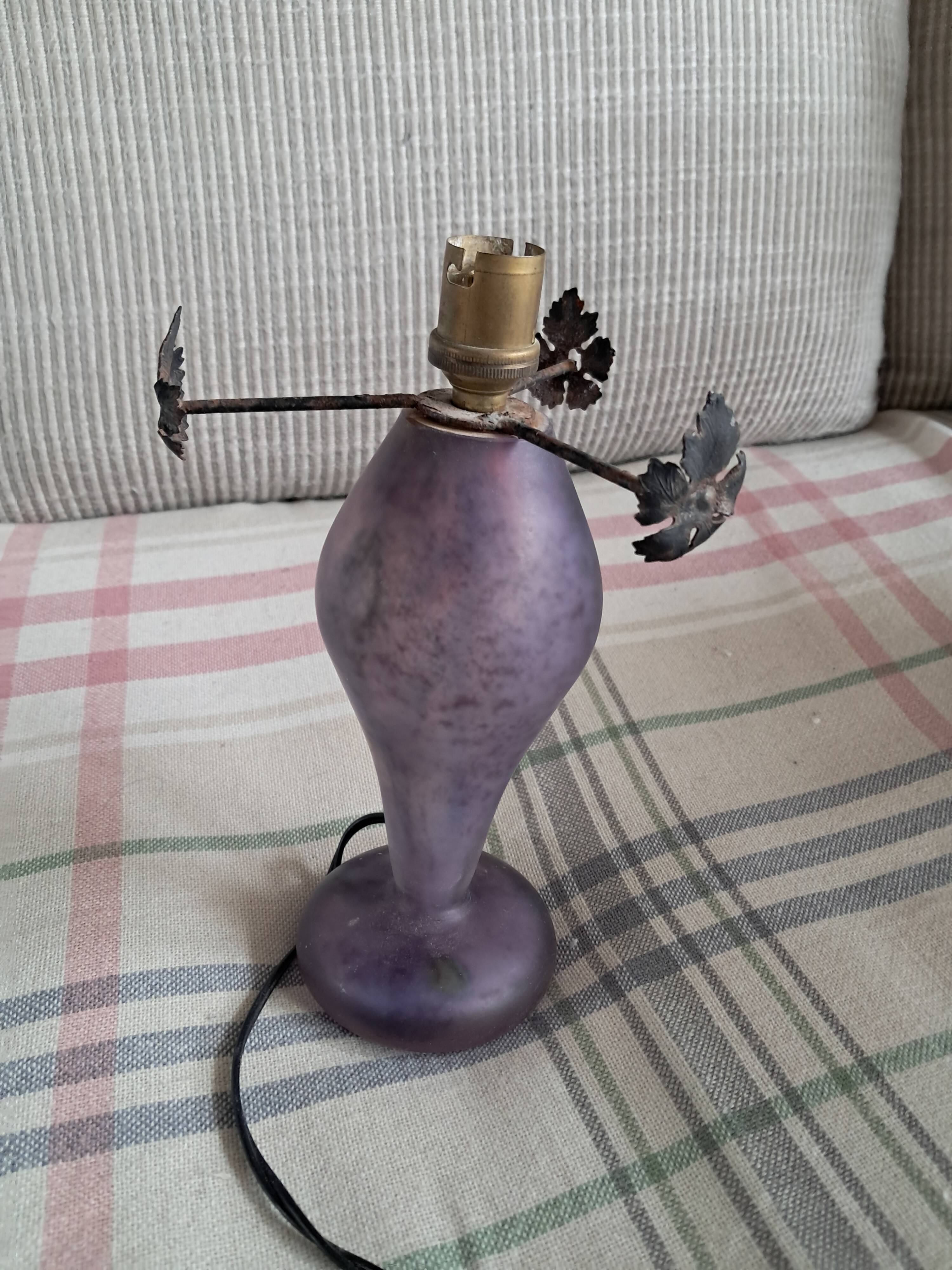 Vintage glass paste lamp