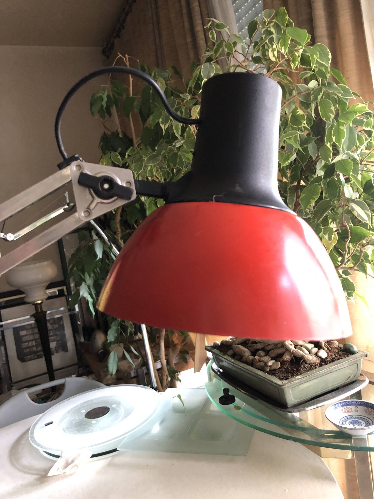 Lampe d'architecte rouge   patented  finlande