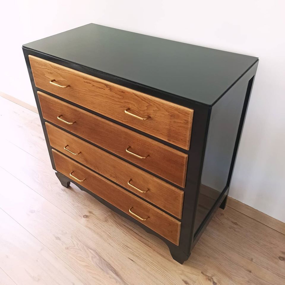50s dresser