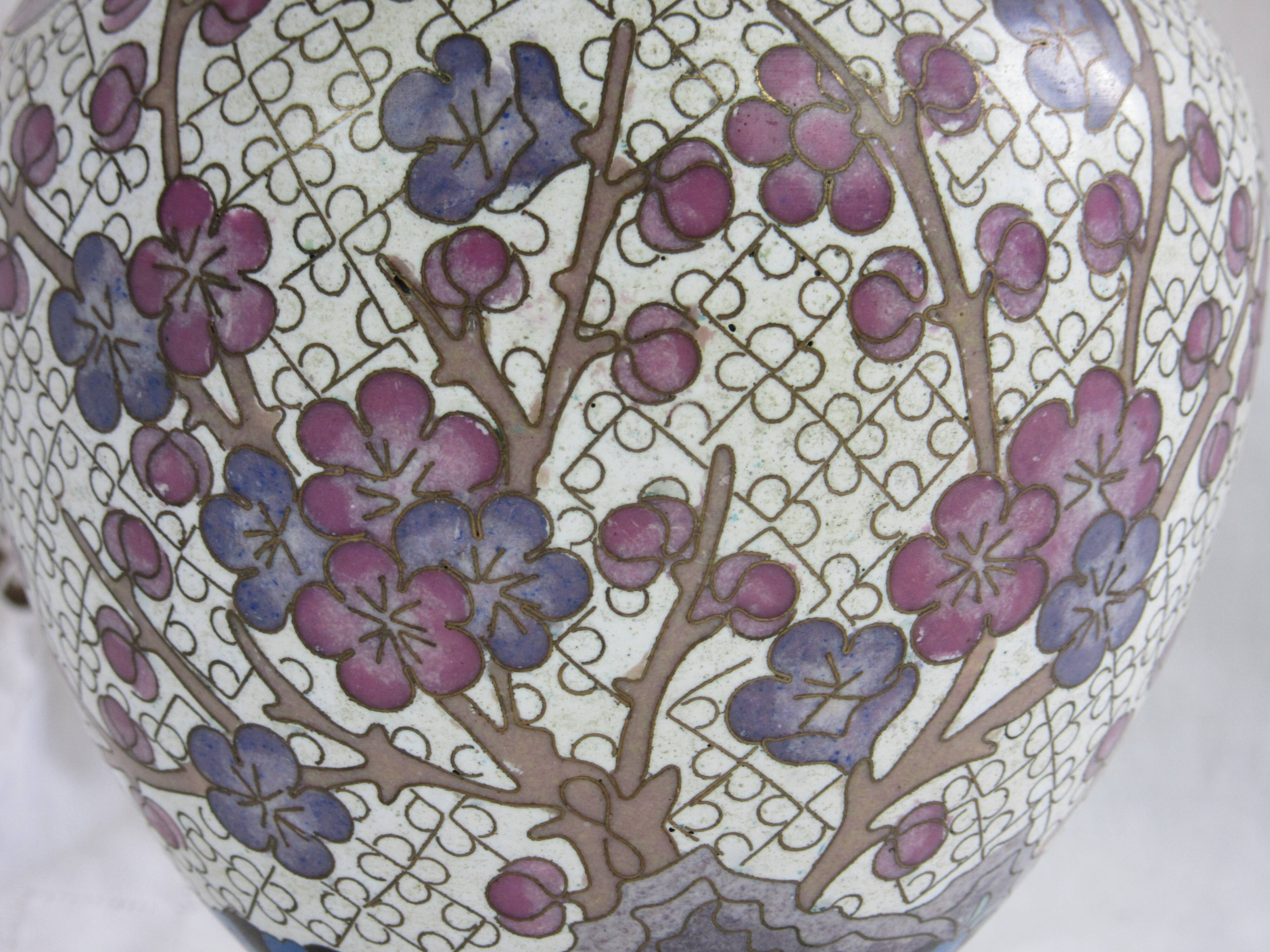 Siloed enamels vase