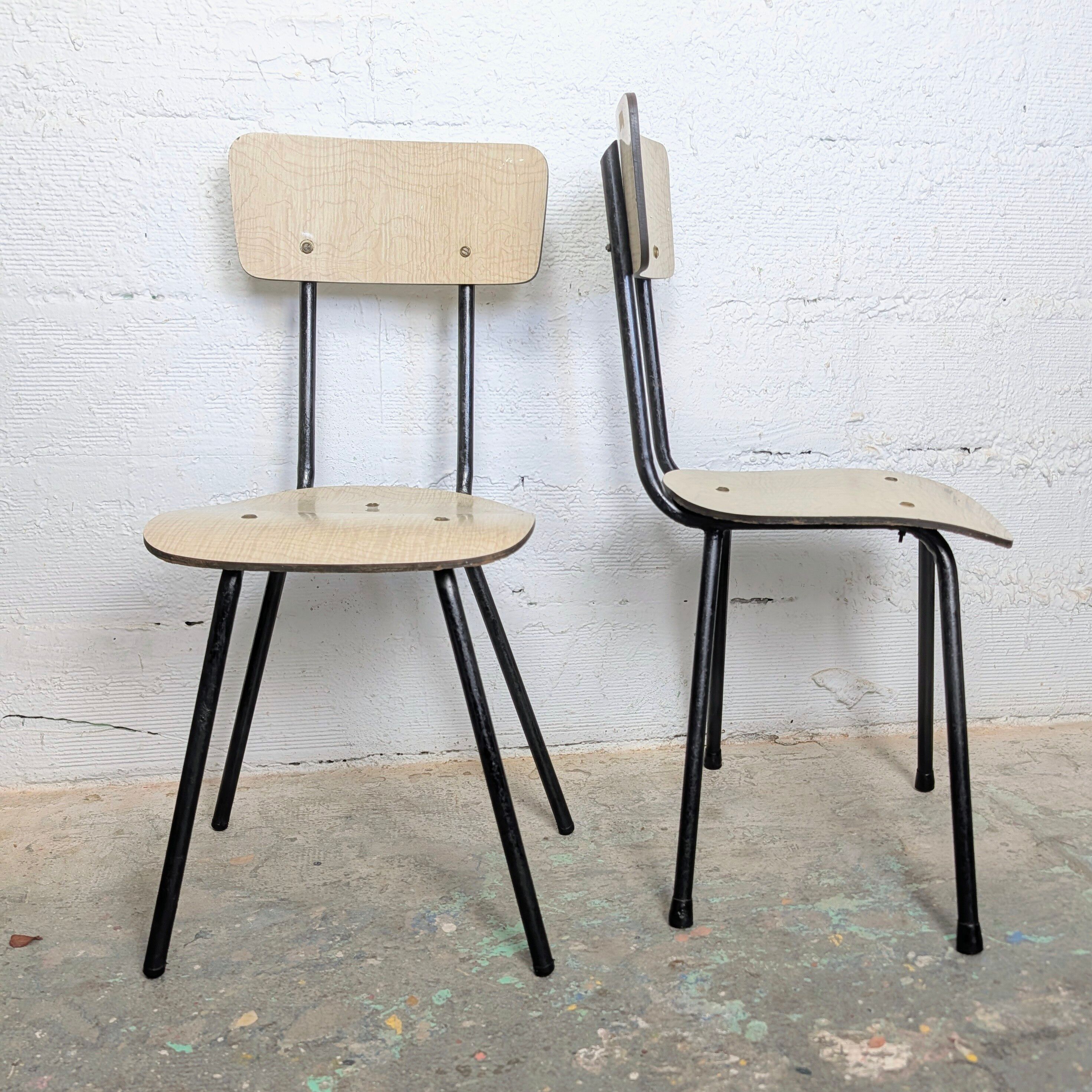 Duo de chaises formica vintage pieds compas années 60