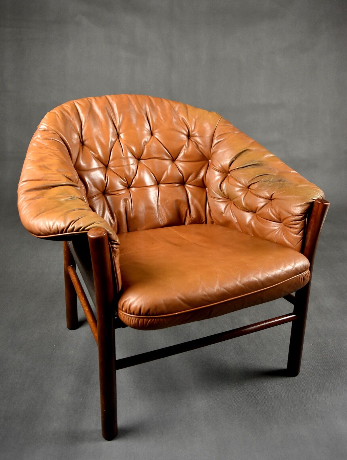 G Mobel Armchair, 1960s, Leather