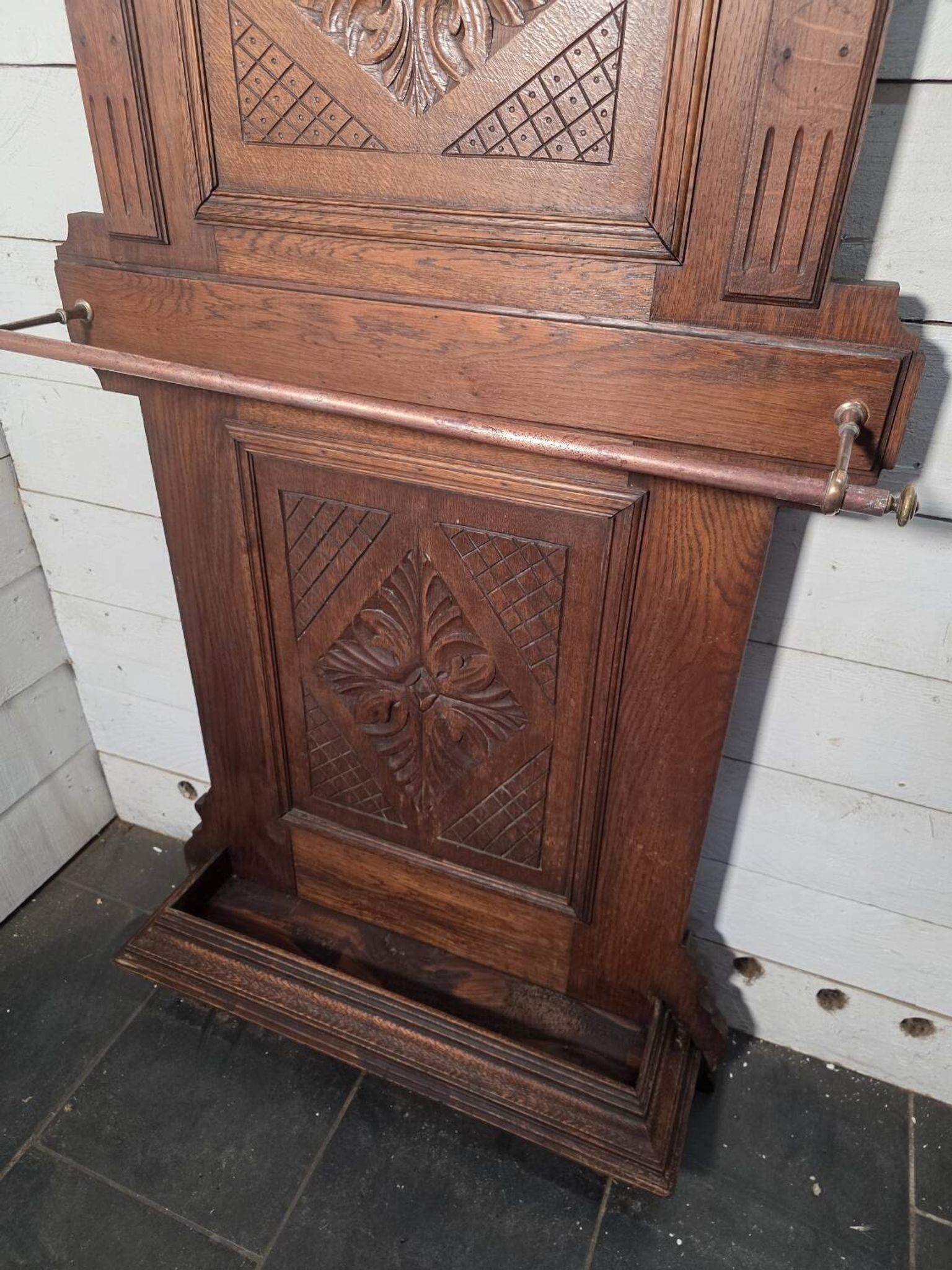 Antique coat rack in solid oak
