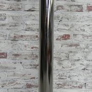 Porte-manteau debout de chrome de chrome de cru
