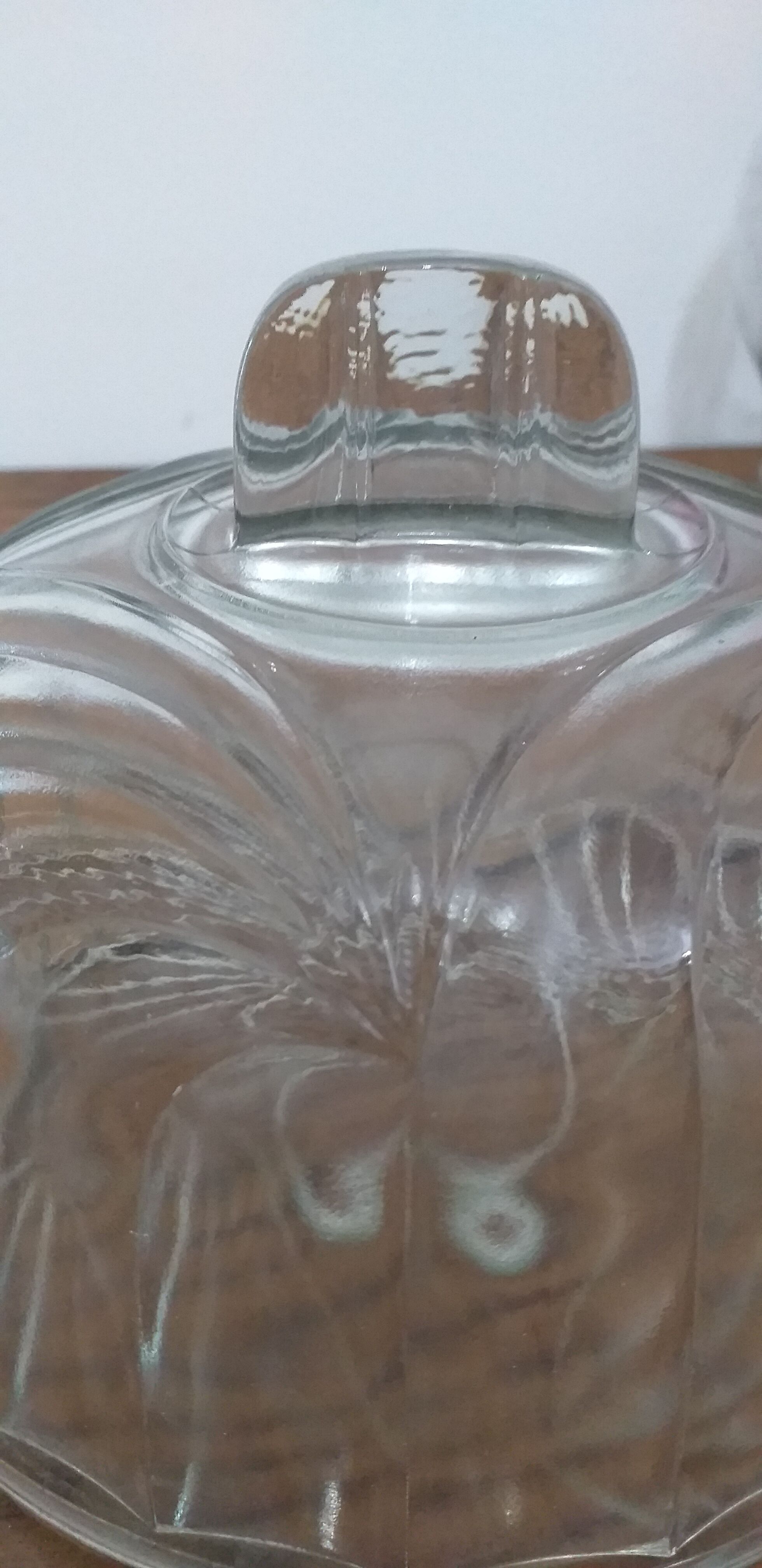 Cheese or dessert glass tray with bell