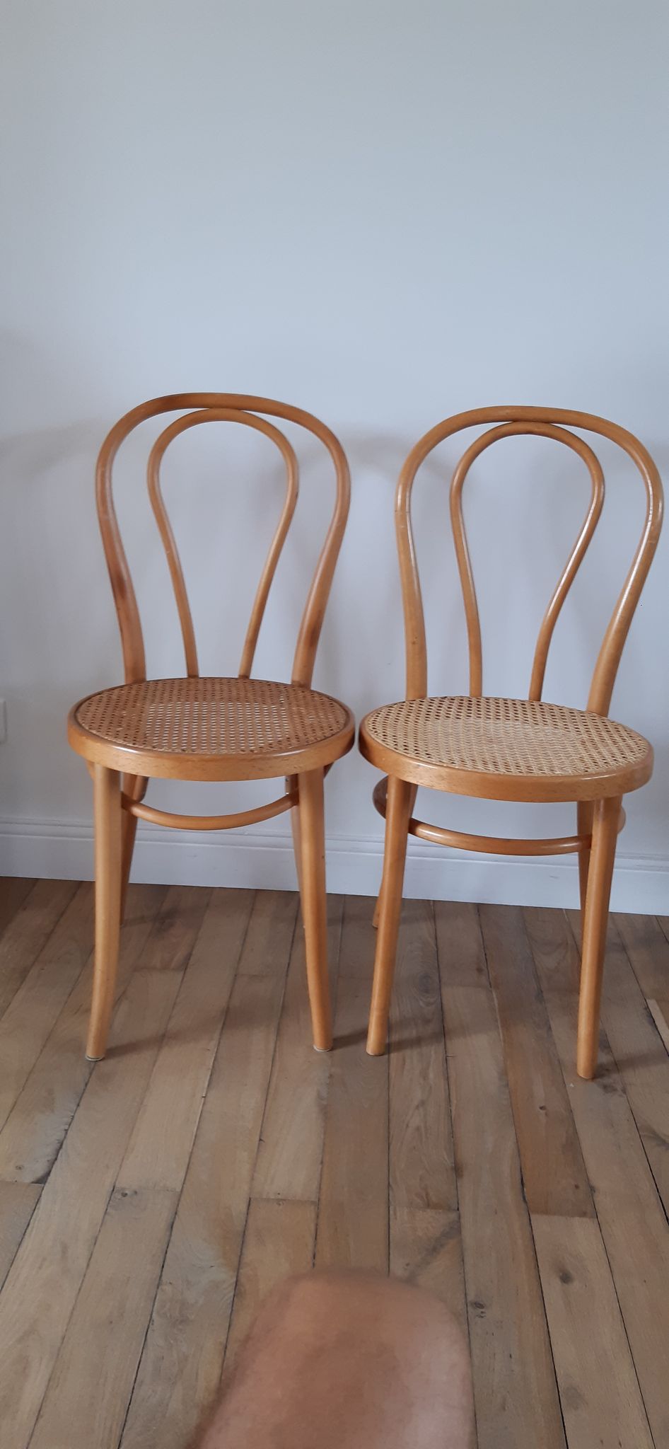 Set of 4 bistro chairs in turned wood and cannage rattan 50s