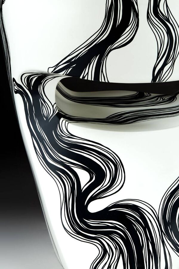 Smoke - Fauteuil Little Albert de Ron Arad, peint à la main, Signé Amane